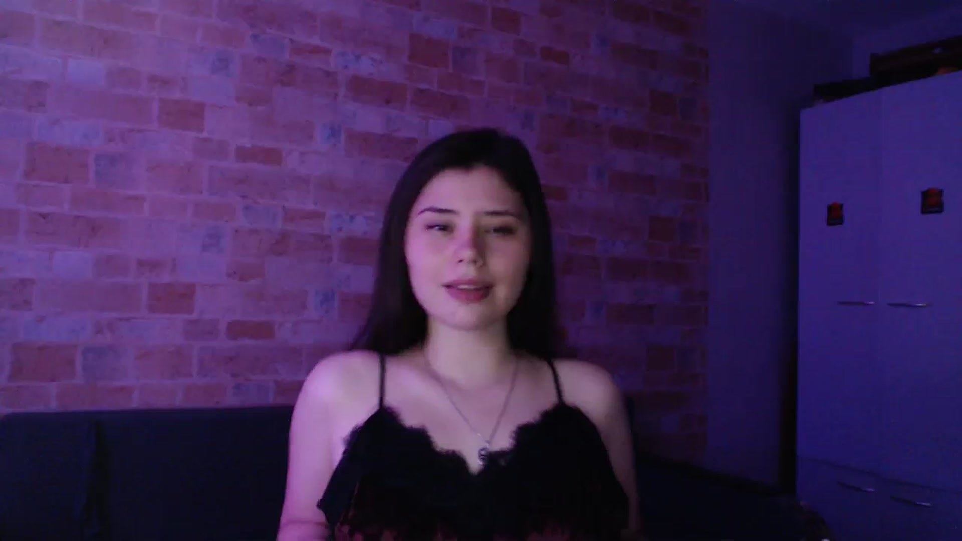 Gallery image thumbnail from Moon_light23's myfreecams stream on, 08/22/2023, 19:16 image 8 of 20