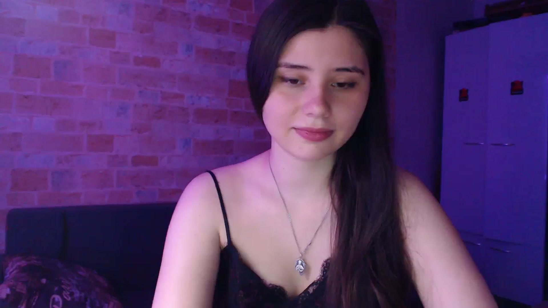 Gallery image thumbnail from Moon_light23's myfreecams stream on, 08/27/2023, 18:45 image 20 of 20