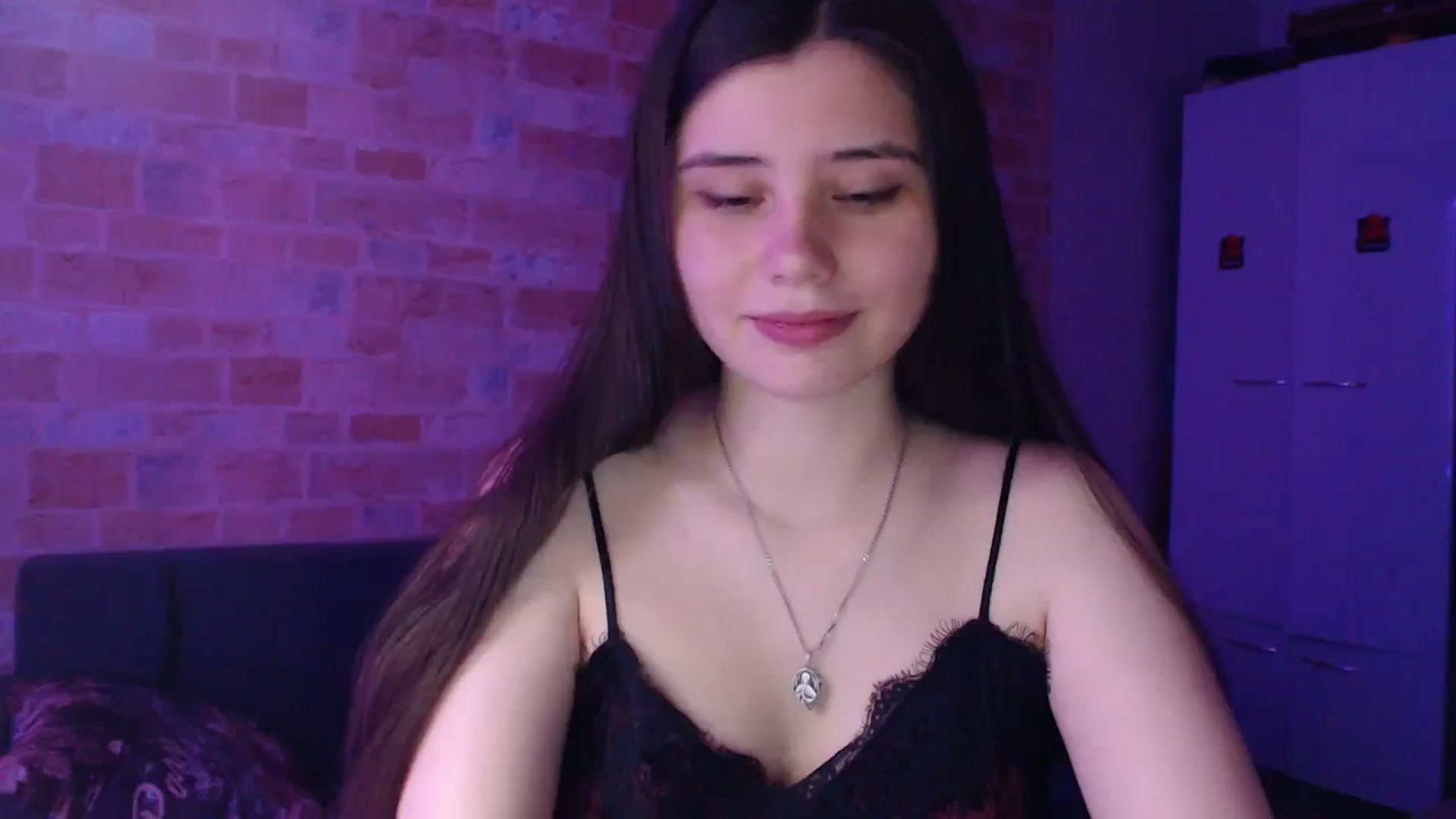Gallery image thumbnail from Moon_light23's myfreecams stream on, 08/27/2023, 18:45 image 8 of 20