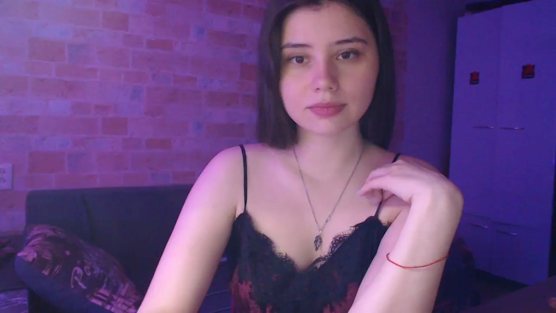 Gallery image thumbnail from Moon_light23's myfreecams stream on, 09/03/2023, 18:43 image 4 of 20