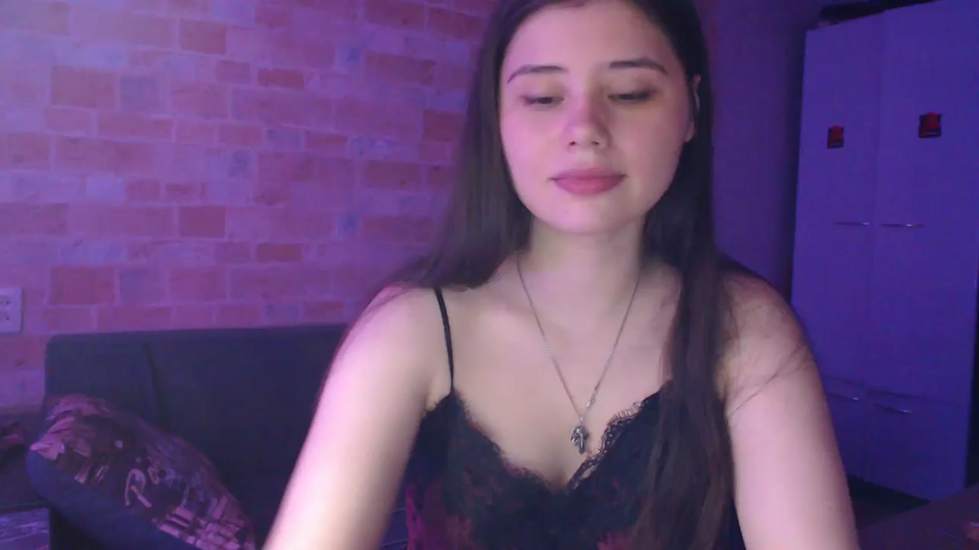 Gallery image thumbnail from Moon_light23's myfreecams stream on, 09/03/2023, 18:43 image 16 of 20