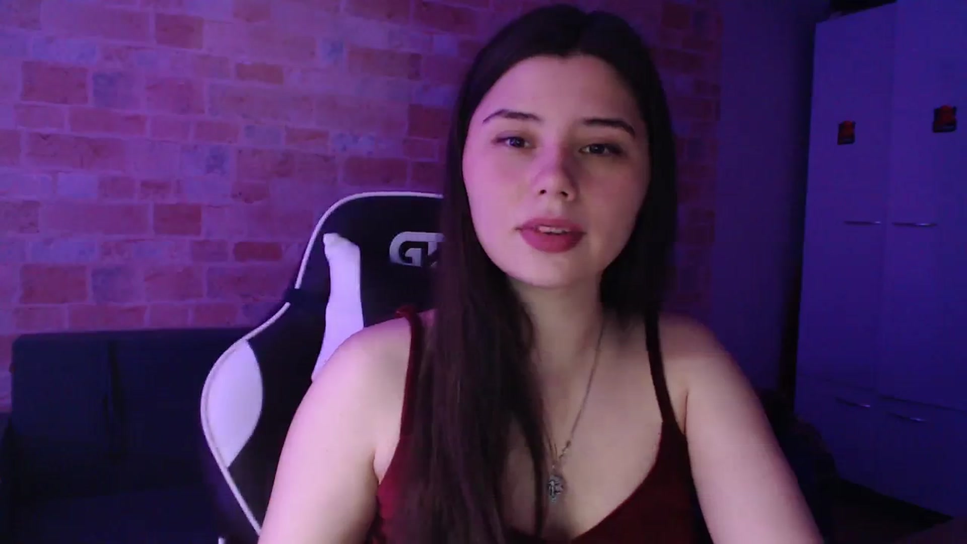 Gallery image thumbnail from Moon_light23's myfreecams stream on, 09/19/2023, 18:36 image 2 of 20