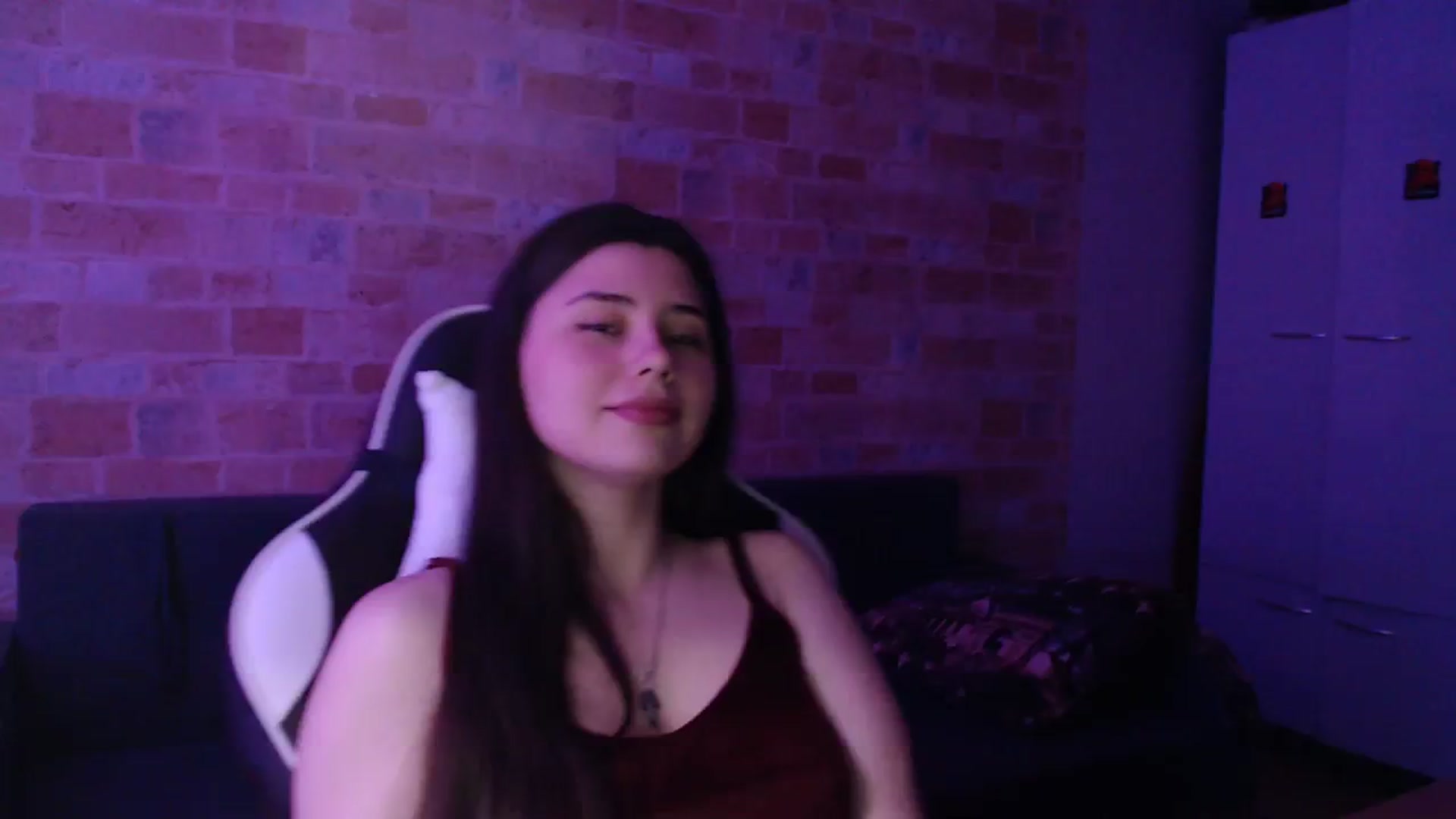 Gallery image thumbnail from Moon_light23's myfreecams stream on, 09/19/2023, 18:36 image 1 of 20