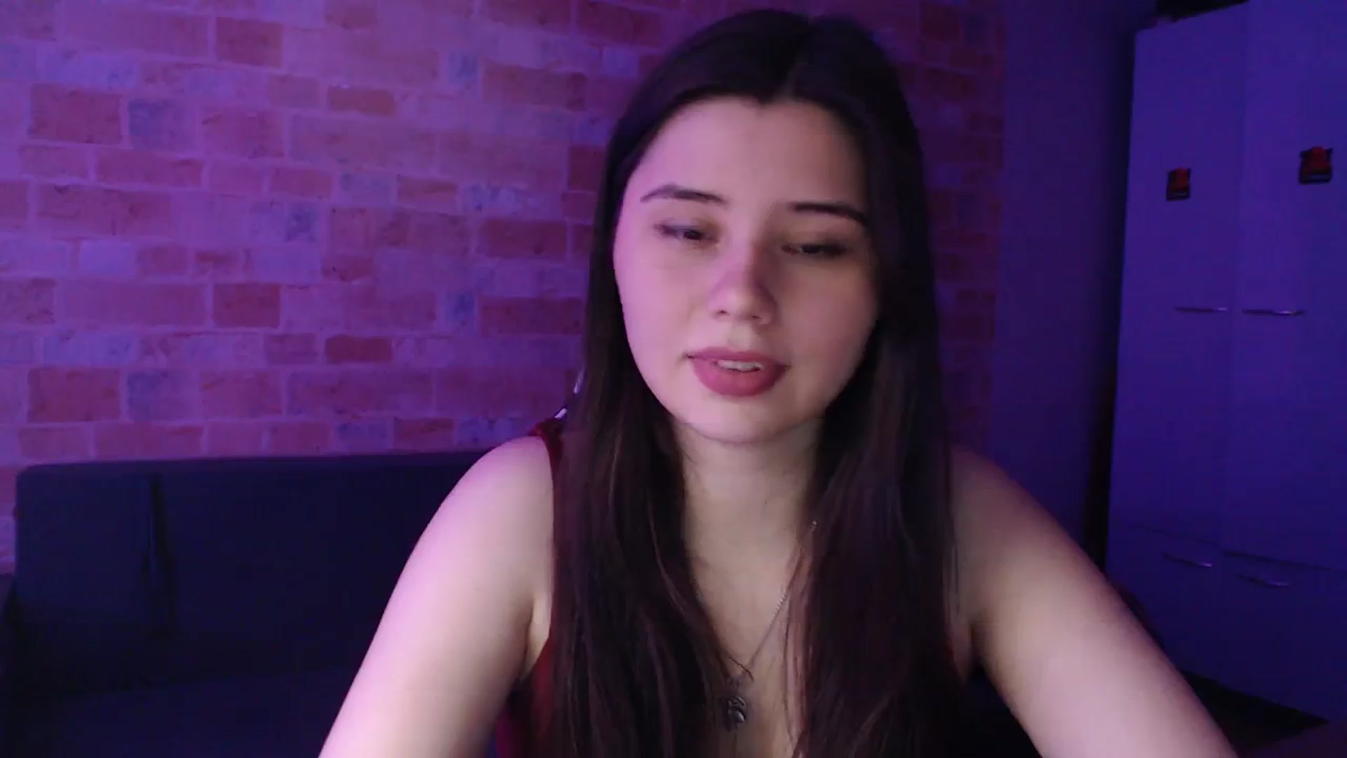 Gallery image thumbnail from Moon_light23's myfreecams stream on, 09/19/2023, 18:36 image 14 of 20