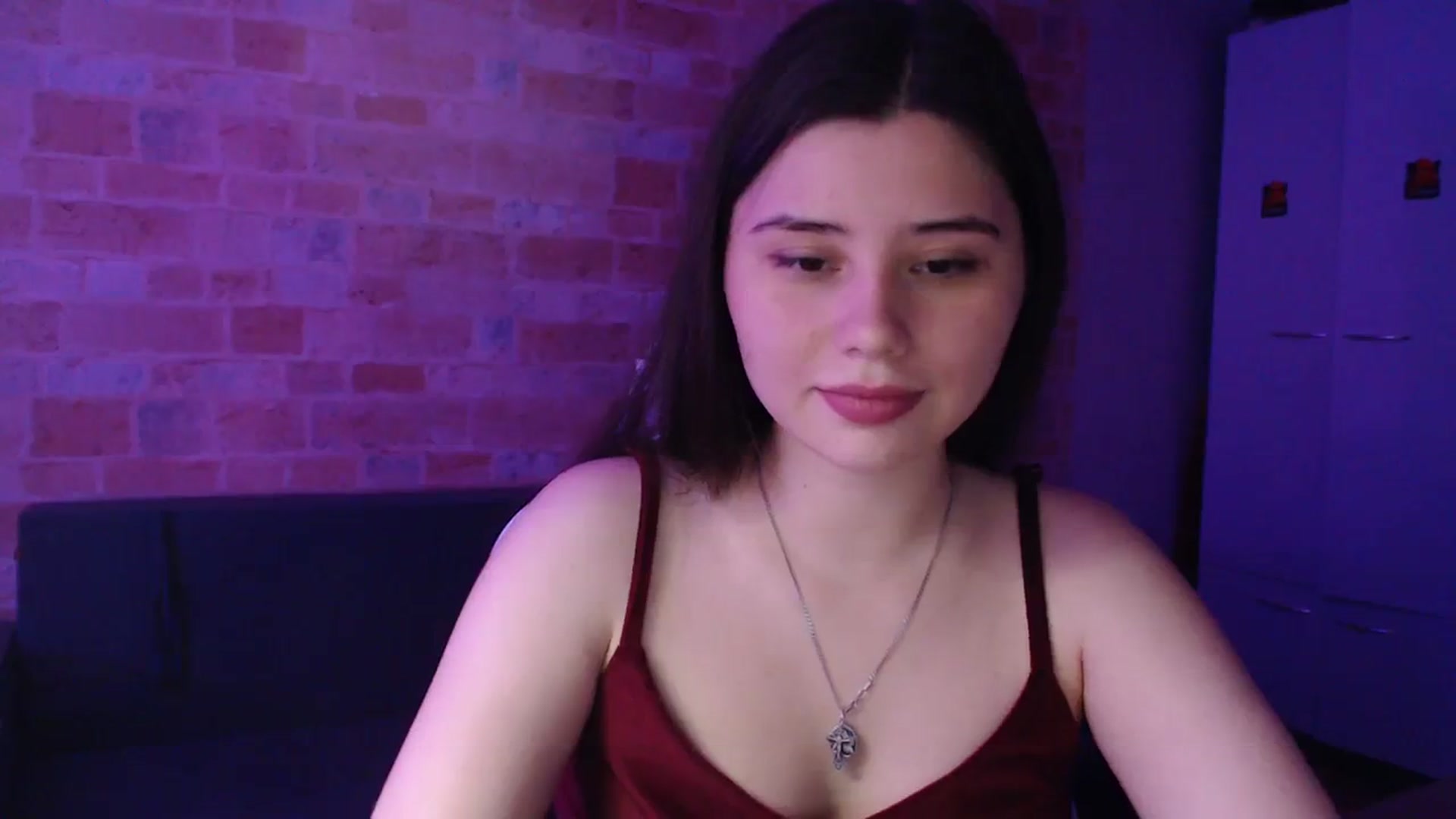 Gallery image thumbnail from Moon_light23's myfreecams stream on, 09/19/2023, 18:36 image 5 of 20
