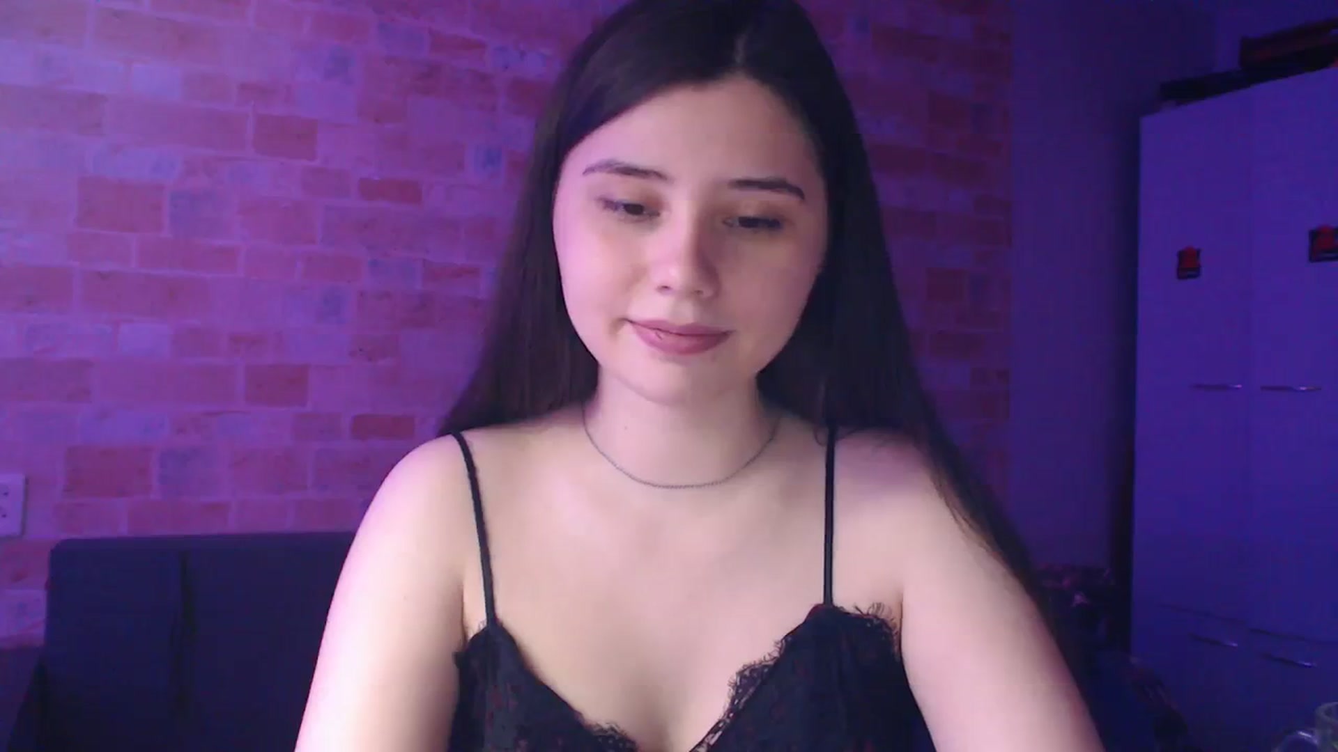 Gallery image thumbnail from Moon_light23's myfreecams stream on, 09/24/2023, 18:33 image 20 of 20