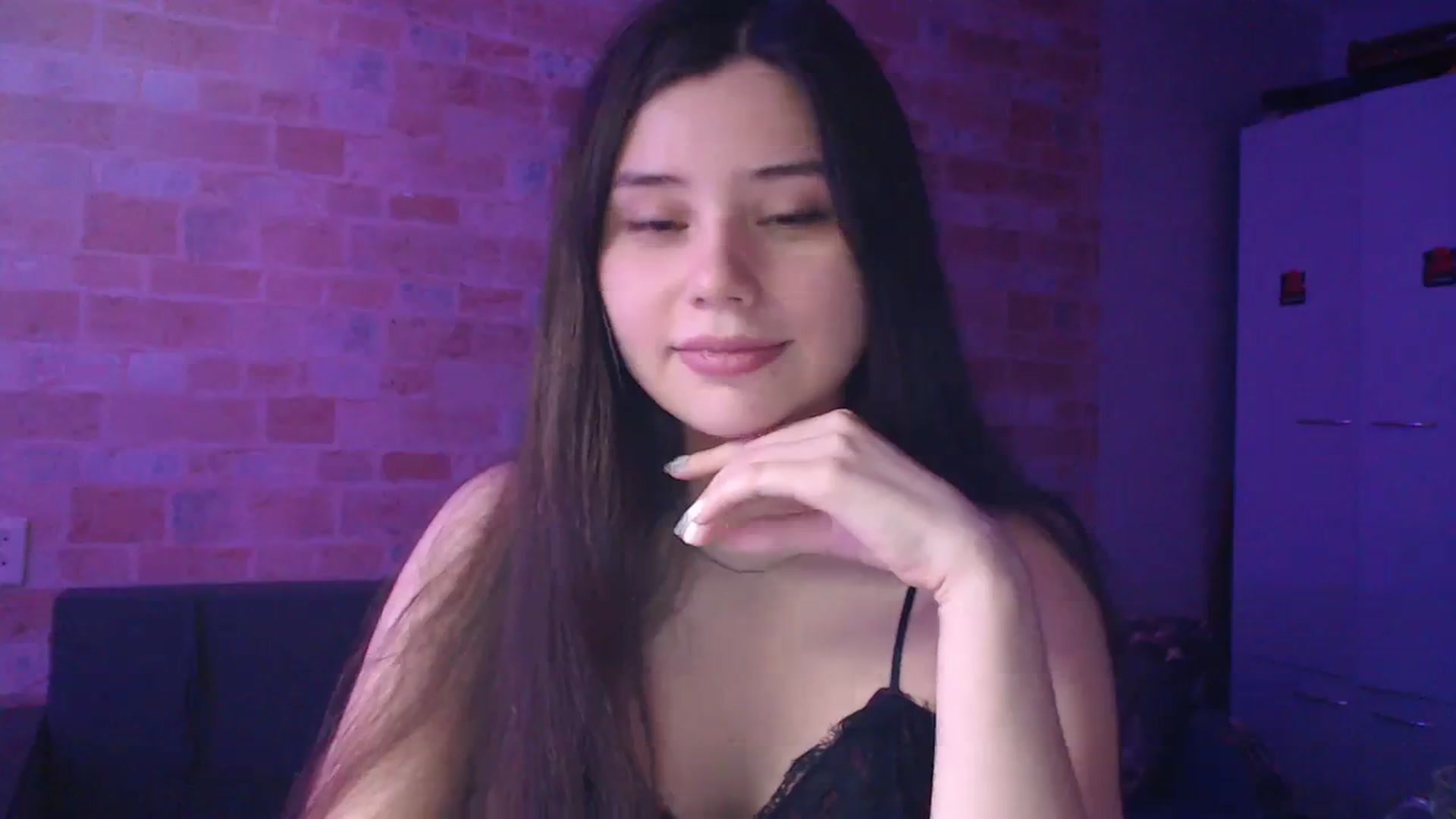 Gallery image thumbnail from Moon_light23's myfreecams stream on, 09/24/2023, 18:33 image 5 of 20