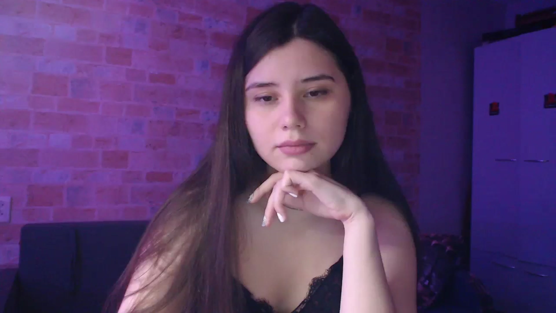 Gallery image thumbnail from Moon_light23's myfreecams stream on, 09/24/2023, 18:54 image 17 of 20