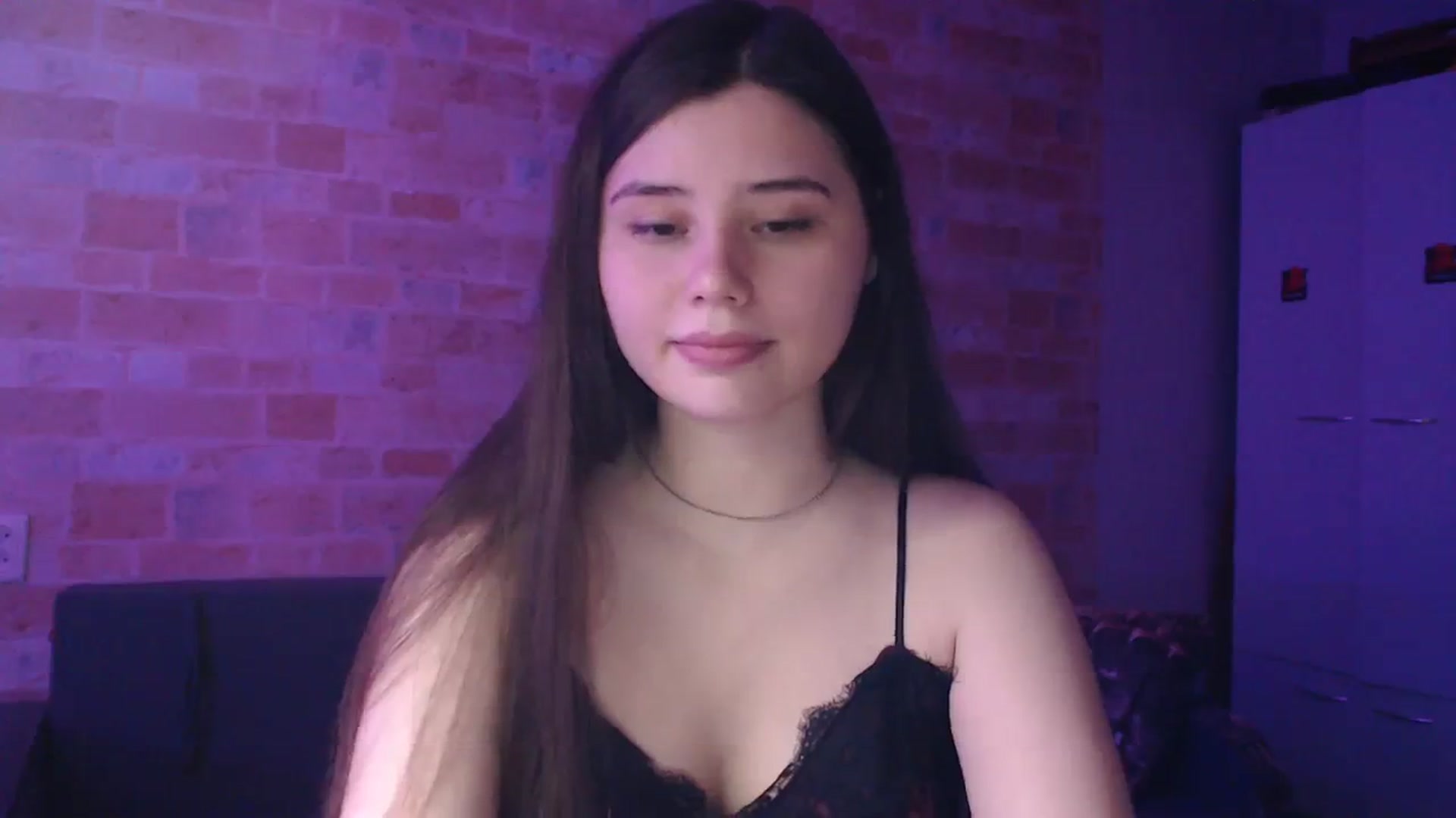Gallery image thumbnail from Moon_light23's myfreecams stream on, 09/24/2023, 18:54 image 11 of 20