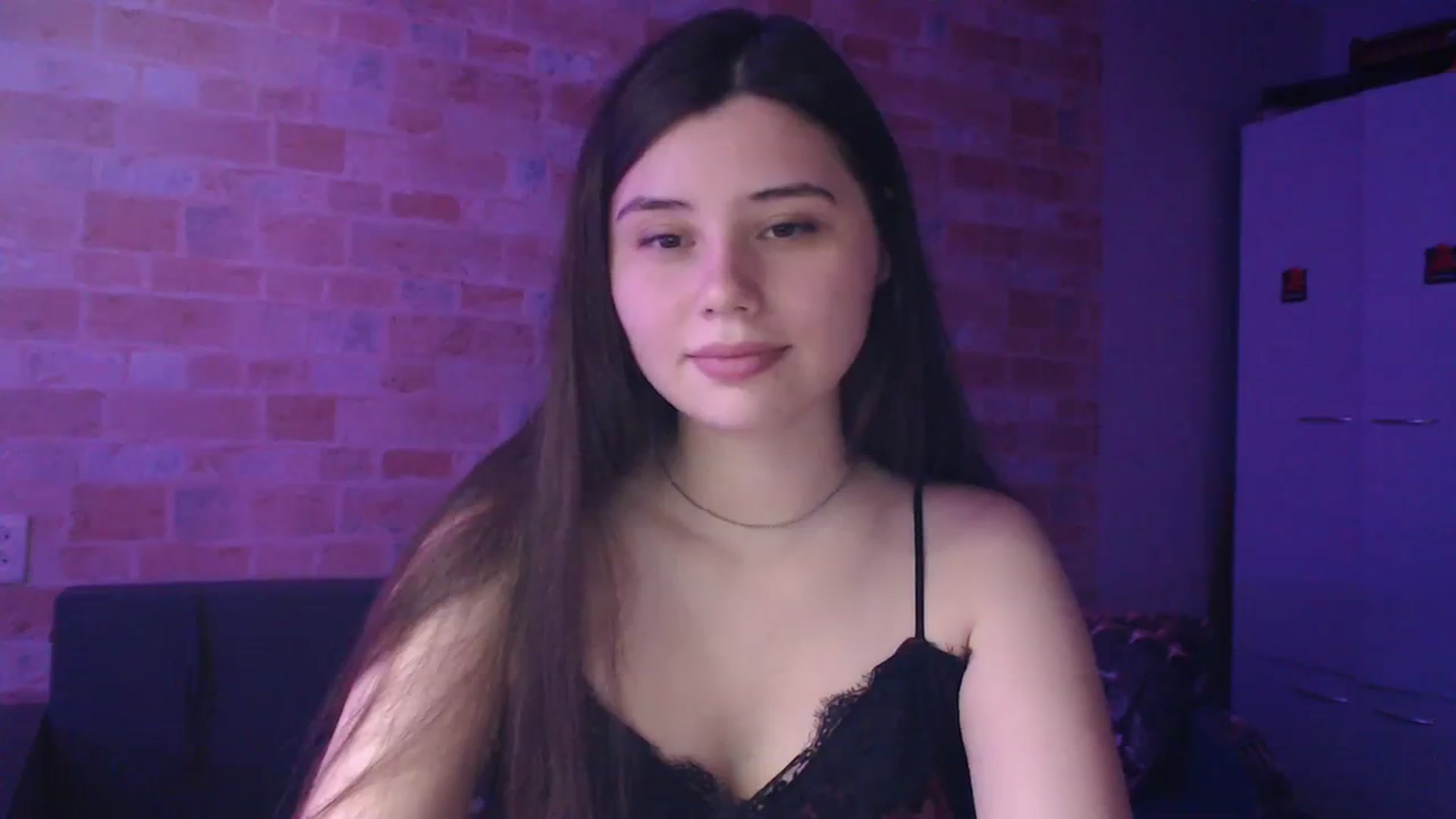 Gallery image thumbnail from Moon_light23's myfreecams stream on, 09/24/2023, 18:54 image 13 of 20