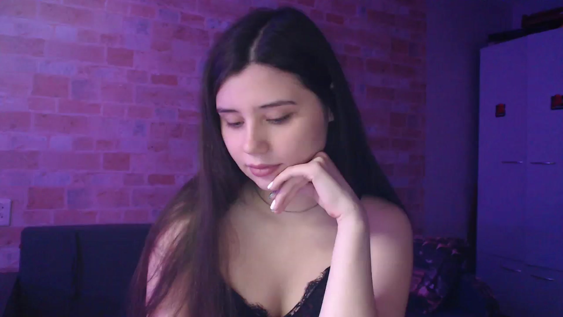 Gallery image thumbnail from Moon_light23's myfreecams stream on, 09/24/2023, 18:54 image 15 of 20