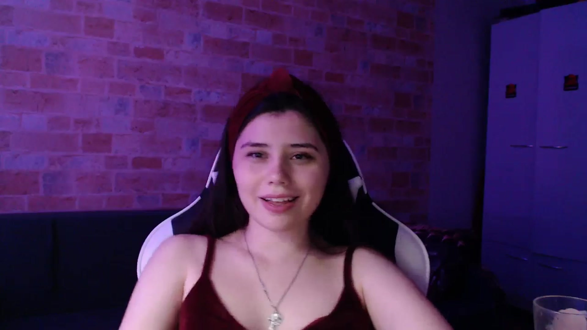 Gallery image thumbnail from Moon_light23's myfreecams stream on, 10/04/2023, 18:48 image 11 of 20