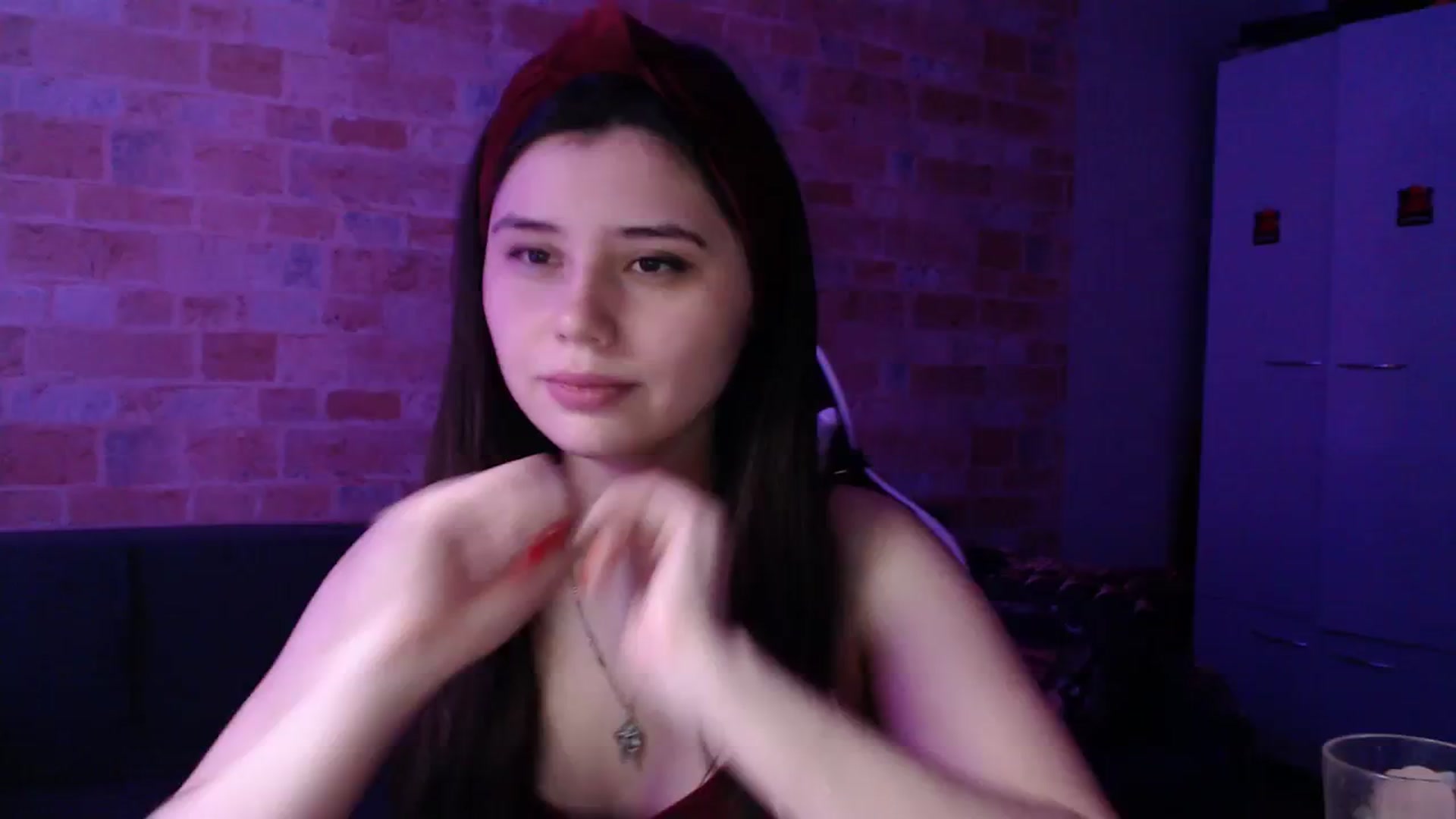 Gallery image thumbnail from Moon_light23's myfreecams stream on, 10/04/2023, 18:48 image 18 of 20
