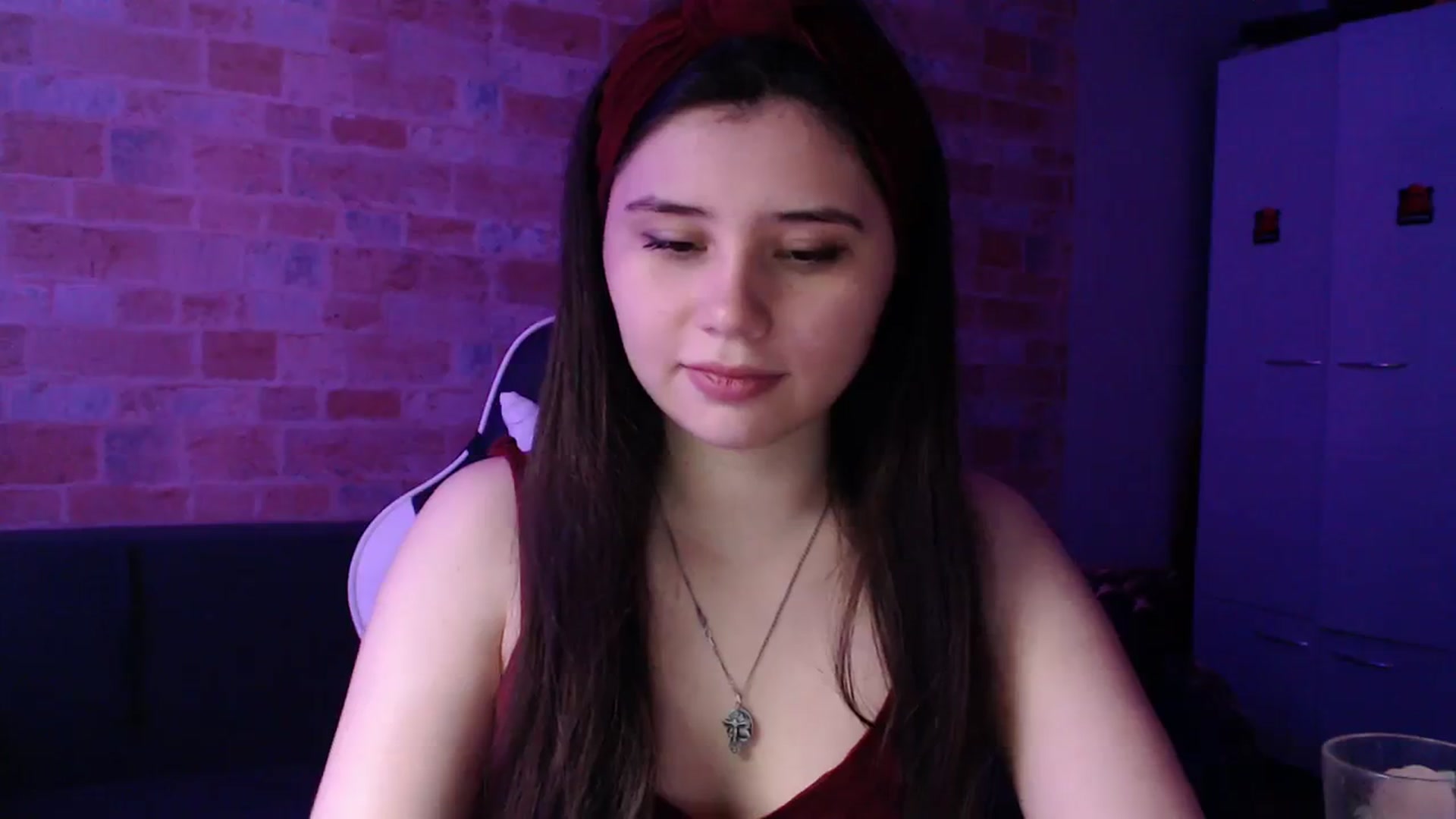 Gallery image thumbnail from Moon_light23's myfreecams stream on, 10/04/2023, 18:48 image 17 of 20