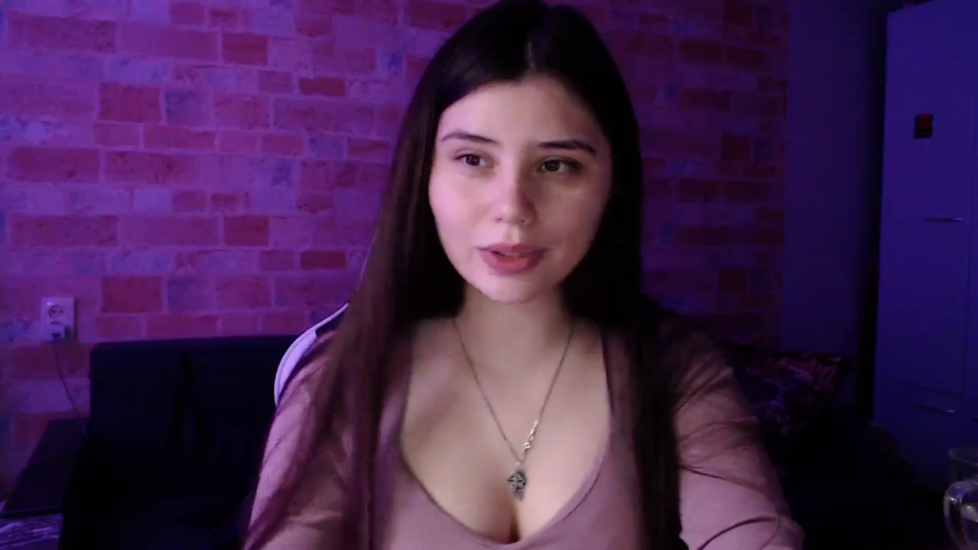 Gallery image thumbnail from Moon_light23's myfreecams stream on, 11/05/2023, 21:38 image 4 of 20