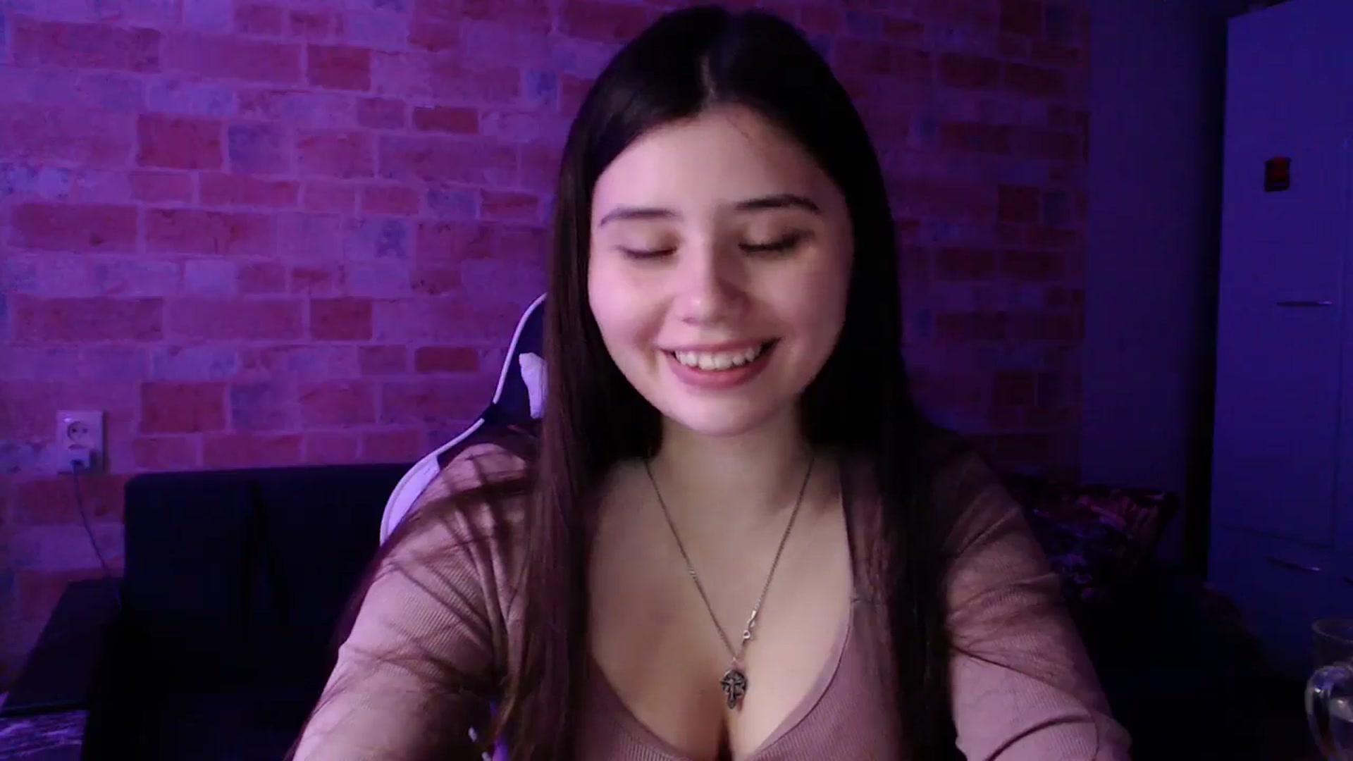 Gallery image thumbnail from Moon_light23's myfreecams stream on, 11/05/2023, 21:38 image 5 of 20