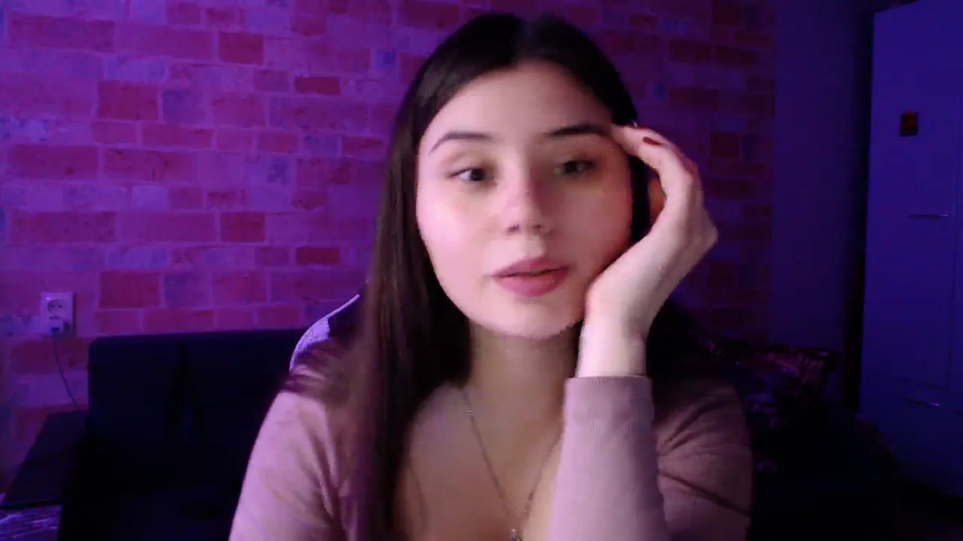 Gallery image thumbnail from Moon_light23's myfreecams stream on, 11/05/2023, 21:38 image 13 of 20