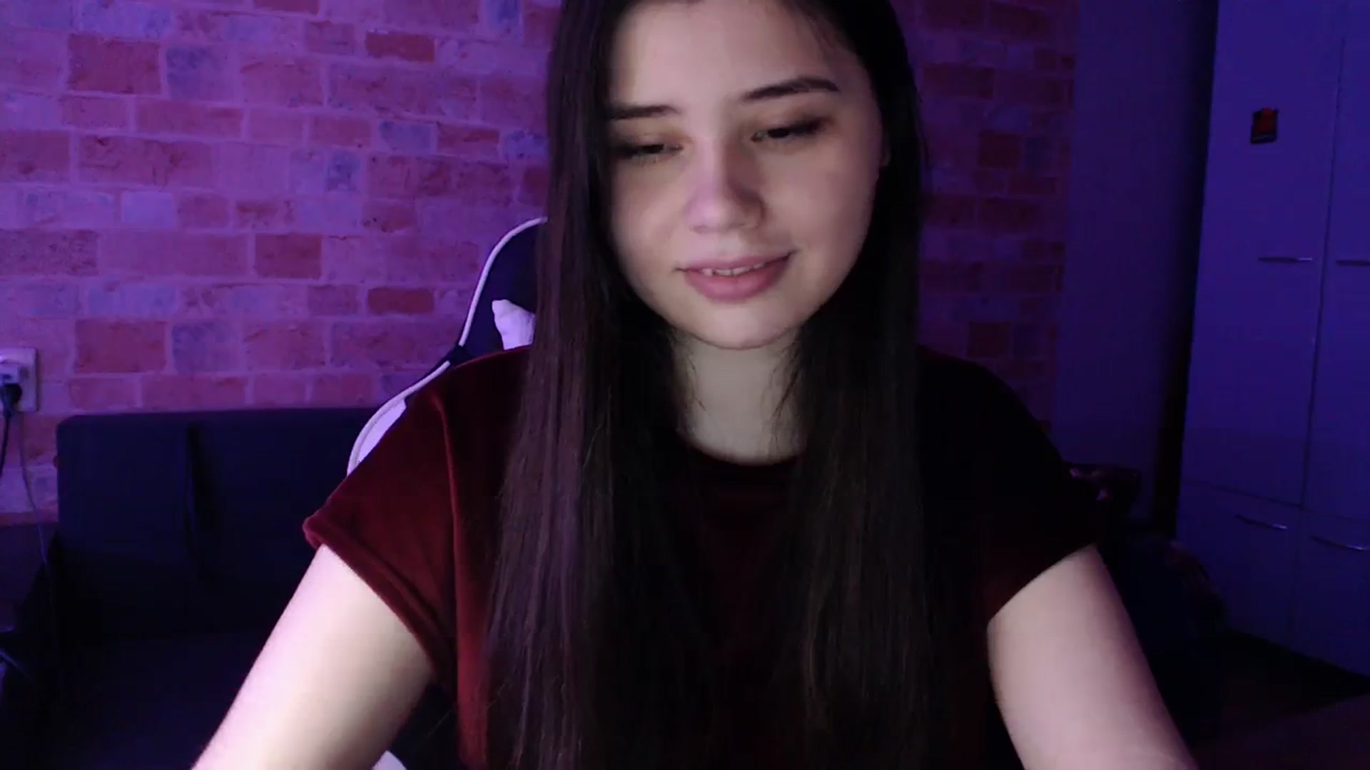 Gallery image thumbnail from Moon_light23's myfreecams stream on, 11/14/2023, 19:54 image 6 of 20