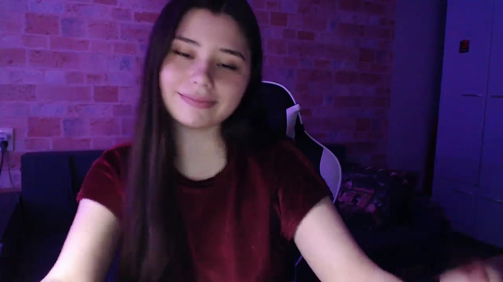Gallery image thumbnail from Moon_light23's myfreecams stream on, 11/14/2023, 19:54 image 18 of 20