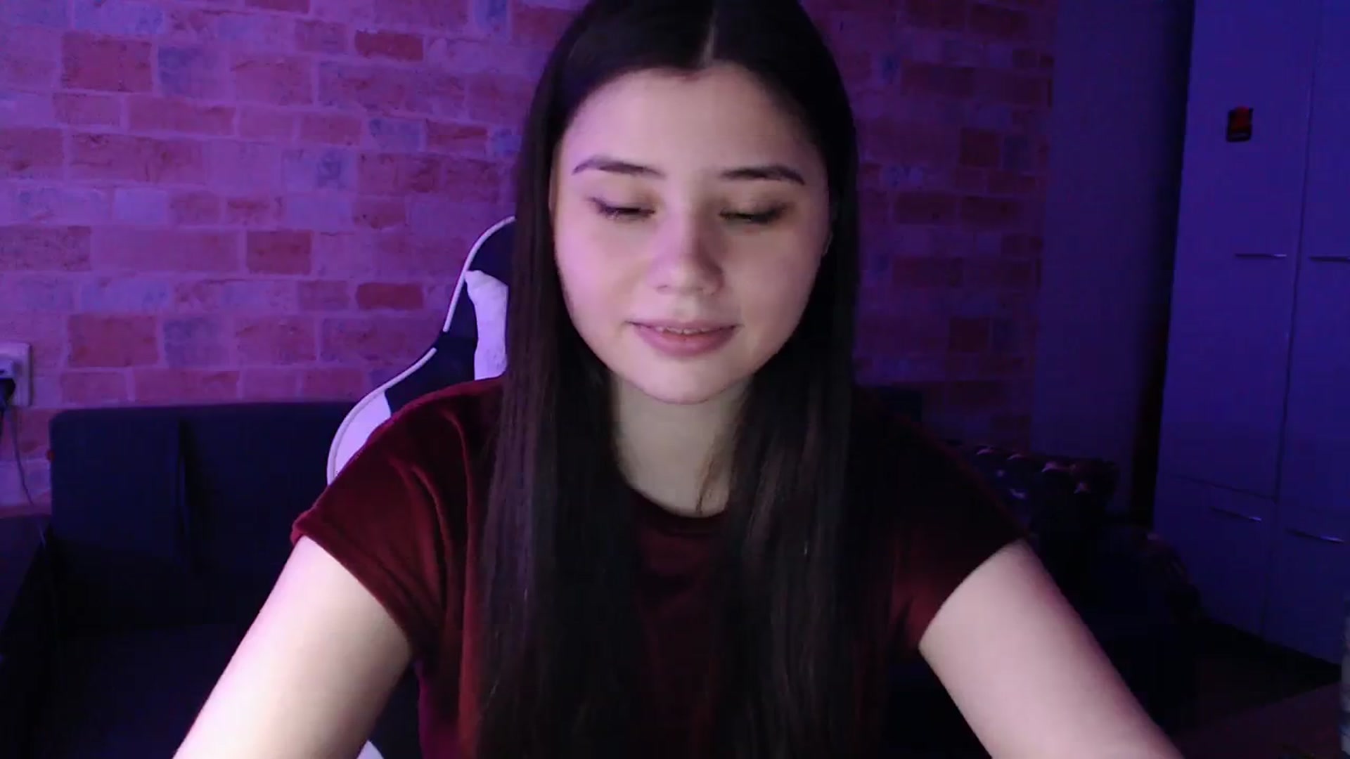 Gallery image thumbnail from Moon_light23's myfreecams stream on, 11/14/2023, 20:40 image 6 of 20