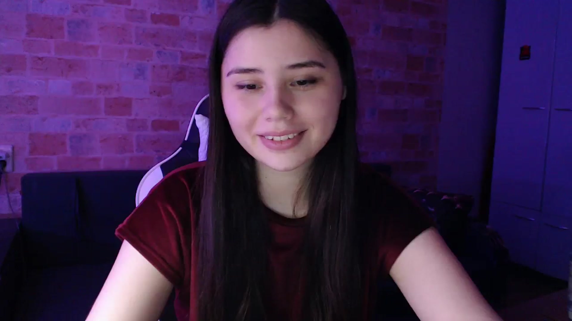 Gallery image thumbnail from Moon_light23's myfreecams stream on, 11/14/2023, 20:40 image 7 of 20