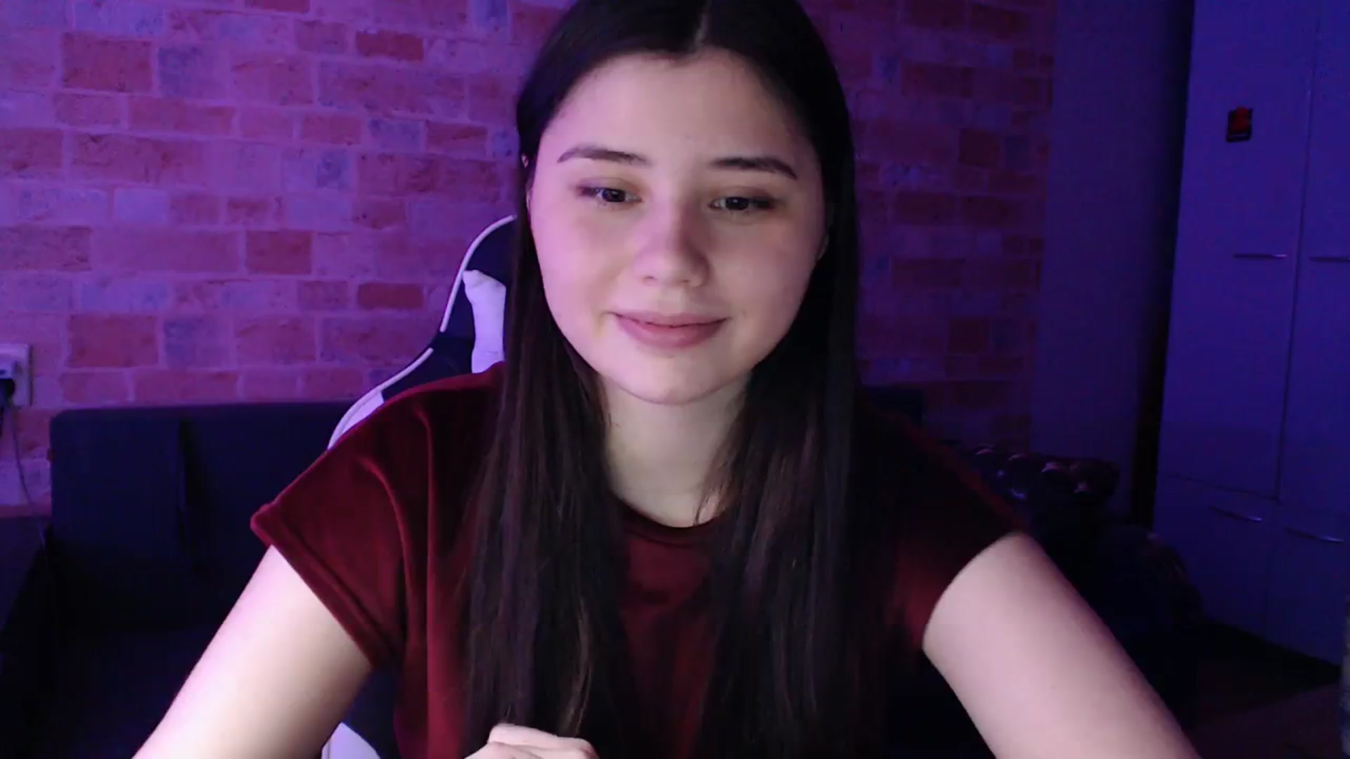 Gallery image thumbnail from Moon_light23's myfreecams stream on, 11/14/2023, 20:40 image 8 of 20
