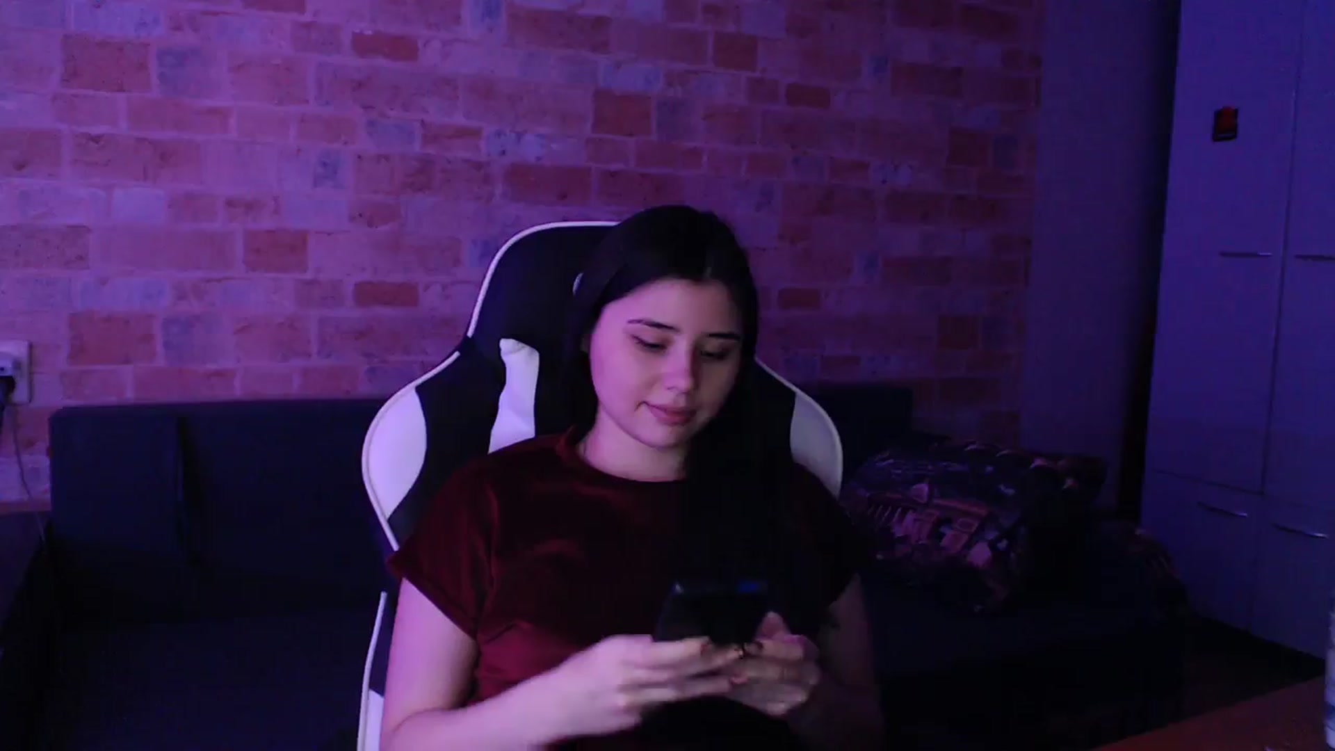 Gallery image thumbnail from Moon_light23's myfreecams stream on, 11/14/2023, 20:40 image 19 of 20