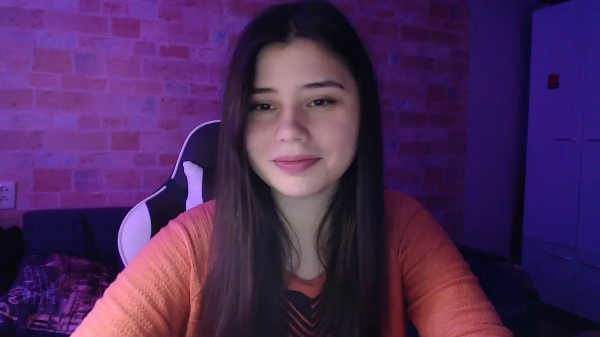 Gallery image thumbnail from Moon_light23's myfreecams stream on, 11/20/2023, 19:32 image 3 of 20