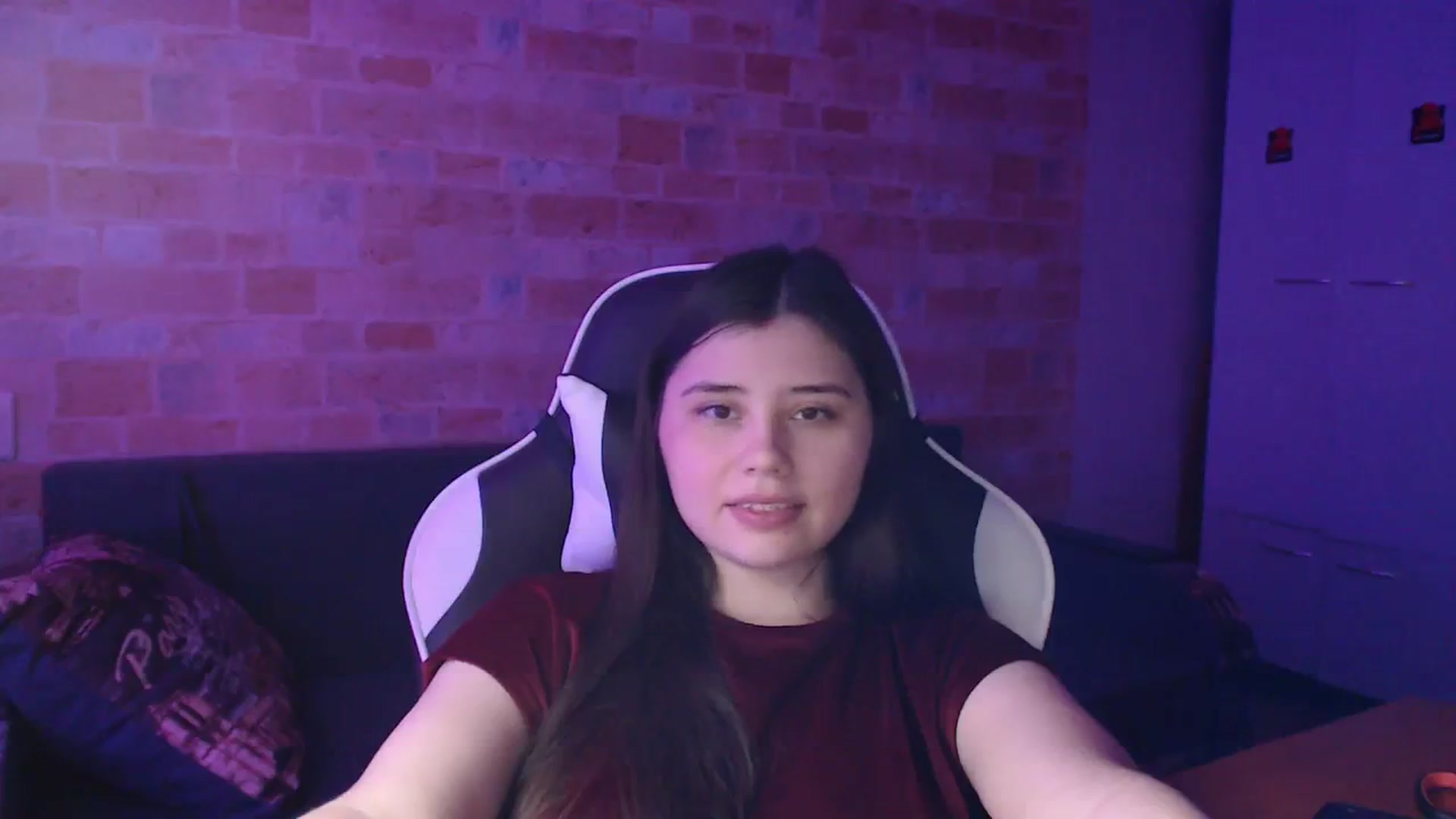 Gallery image thumbnail from Moon_light23's myfreecams stream on, 11/25/2023, 20:44 image 15 of 20