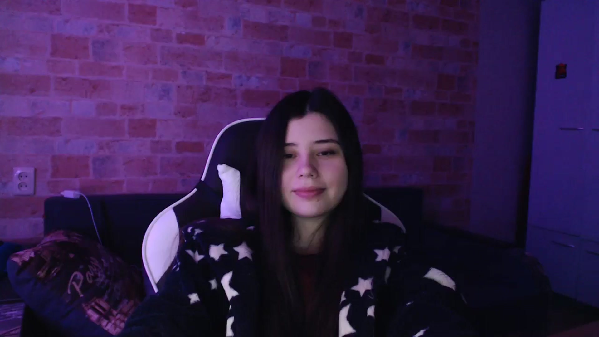 Gallery image thumbnail from Moon_light23's myfreecams stream on, 11/27/2023, 19:34 image 2 of 20