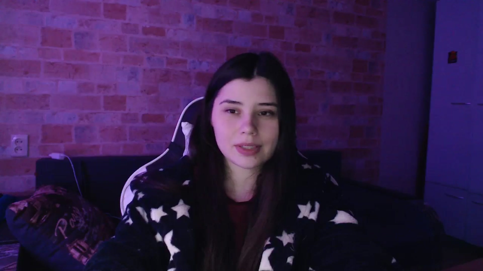Gallery image thumbnail from Moon_light23's myfreecams stream on, 11/27/2023, 19:34 image 7 of 20