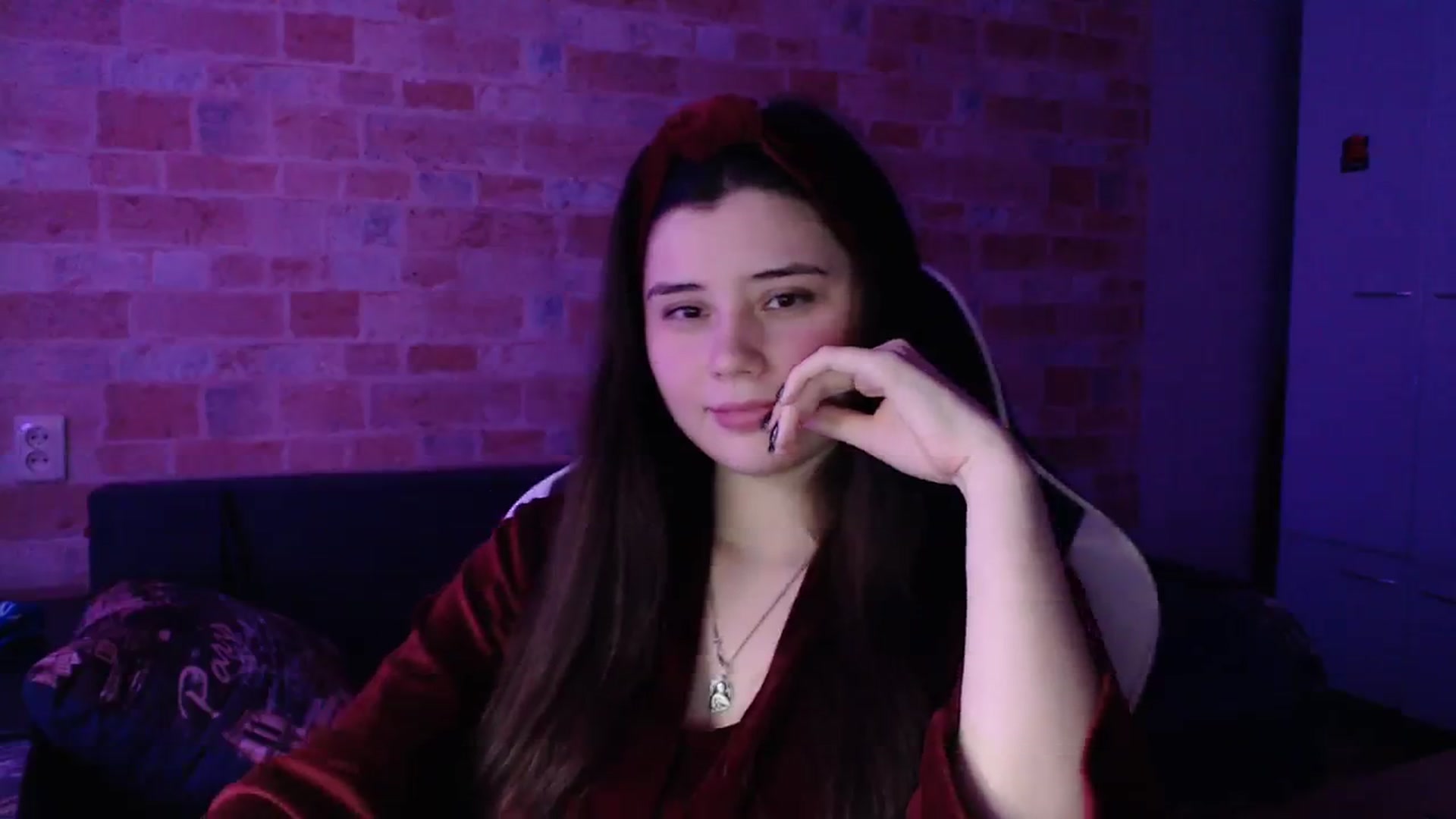 Gallery image thumbnail from Moon_light23's myfreecams stream on, 12/01/2023, 19:59 image 3 of 20