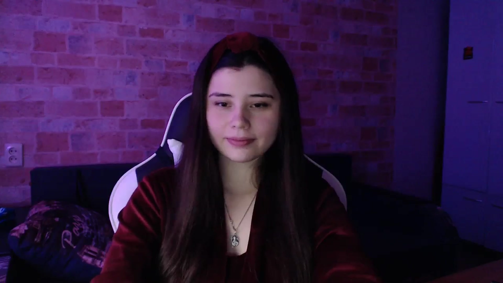 Gallery image thumbnail from Moon_light23's myfreecams stream on, 12/01/2023, 19:59 image 4 of 20