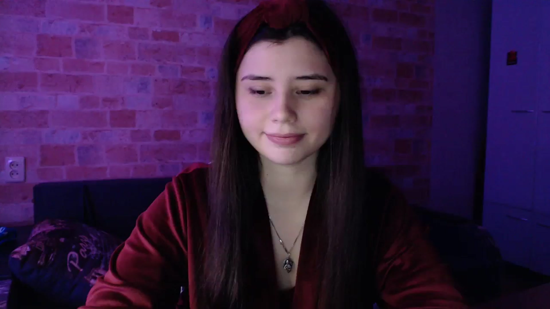 Gallery image thumbnail from Moon_light23's myfreecams stream on, 12/01/2023, 19:59 image 14 of 20