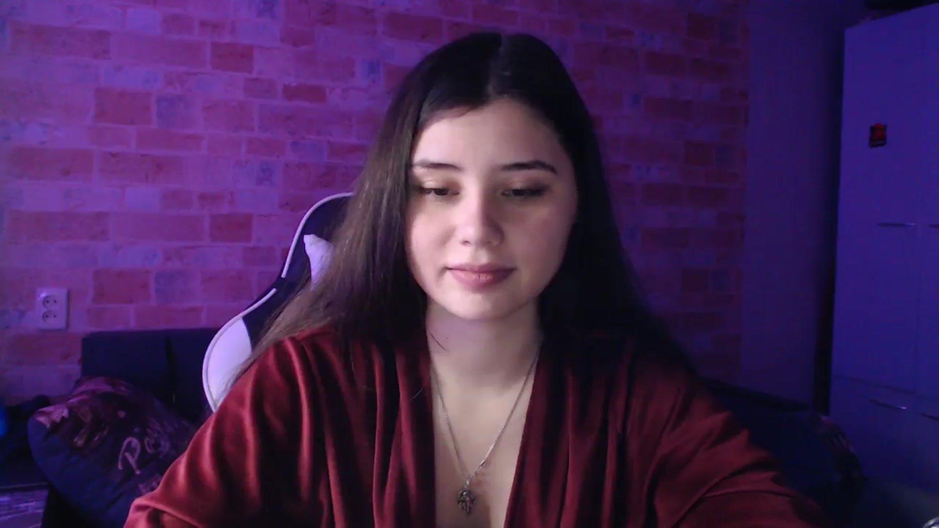 Gallery image thumbnail from Moon_light23's myfreecams stream on, 12/03/2023, 19:51 image 7 of 20