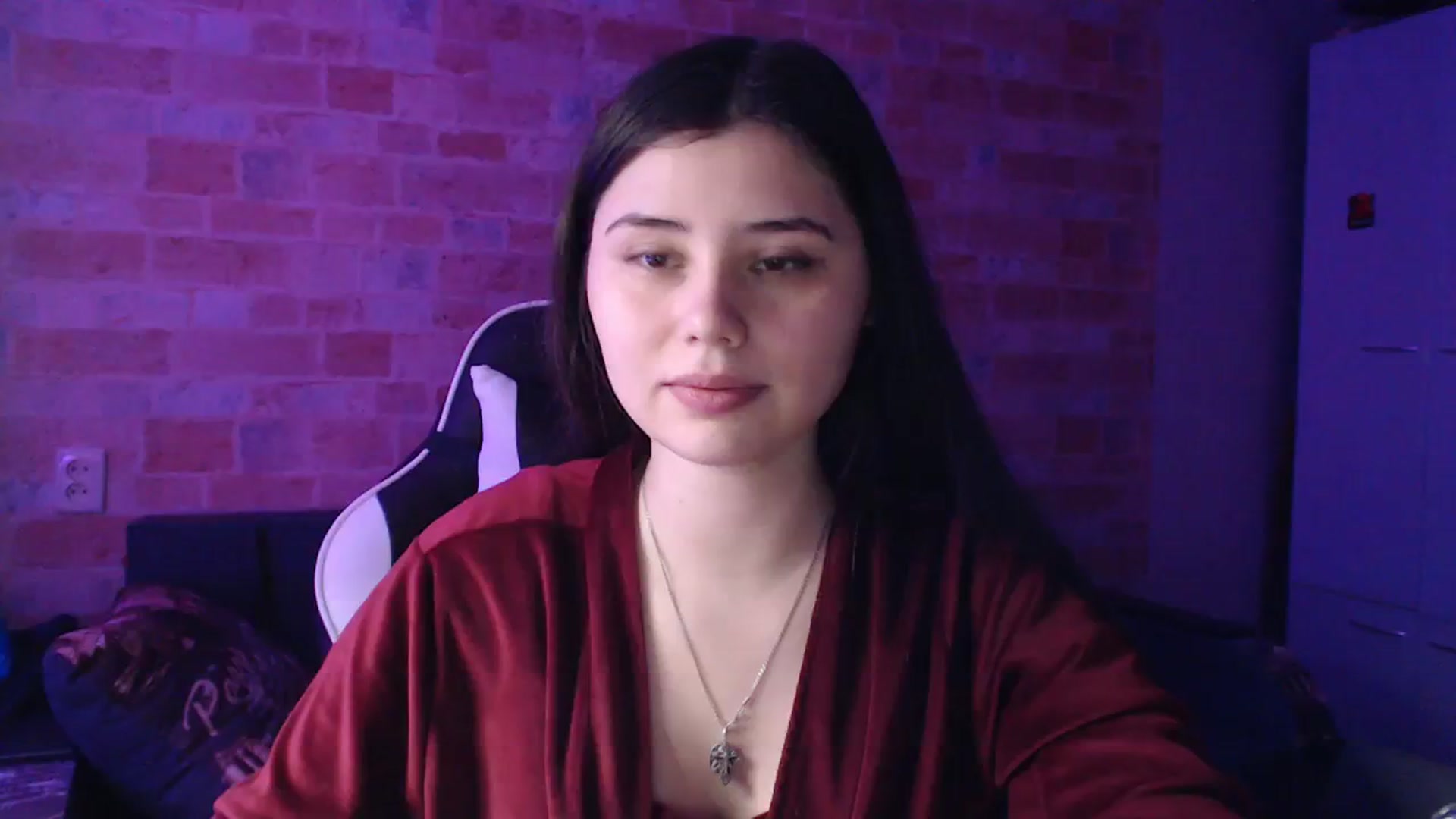 Gallery image thumbnail from Moon_light23's myfreecams stream on, 12/03/2023, 19:51 image 12 of 20