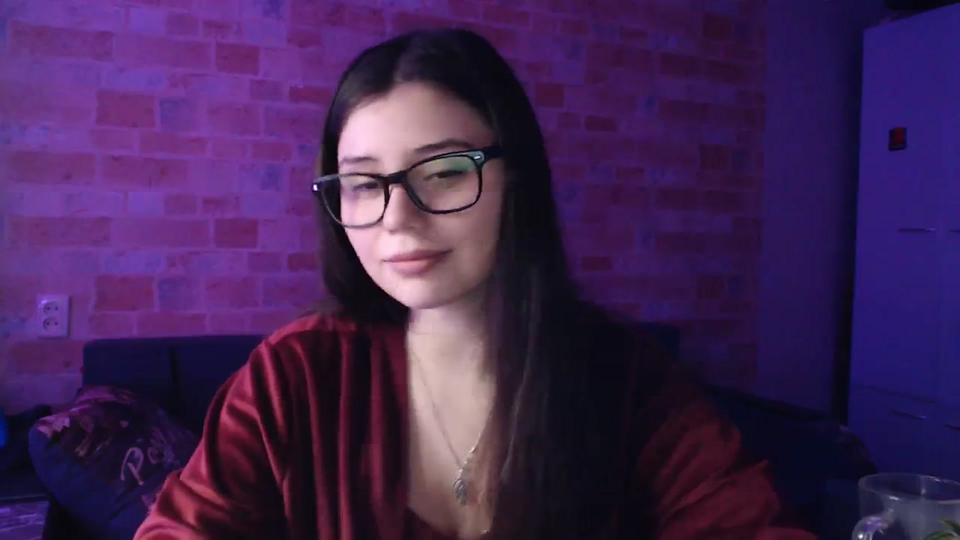 Gallery image thumbnail from Moon_light23's myfreecams stream on, 12/03/2023, 19:51 image 15 of 20