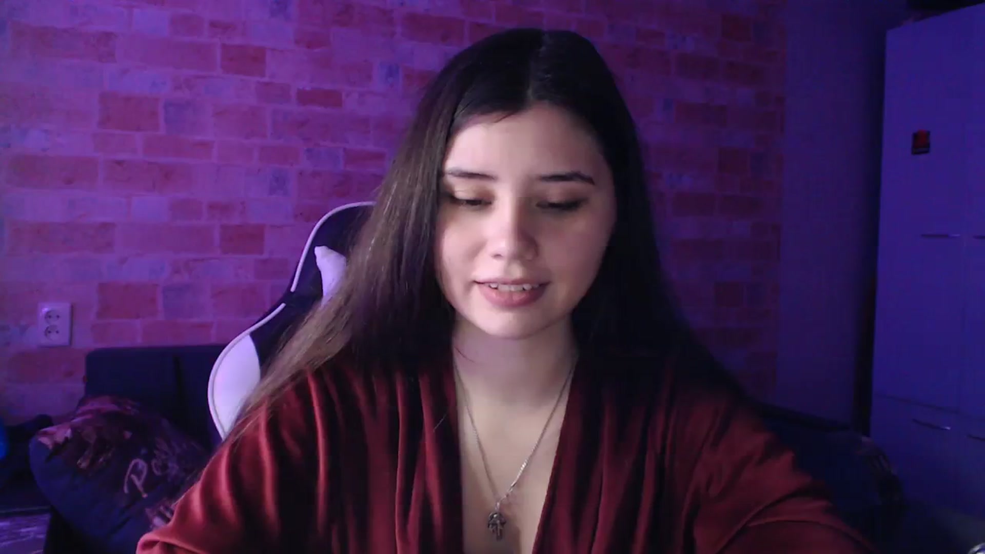 Gallery image thumbnail from Moon_light23's myfreecams stream on, 12/03/2023, 19:51 image 9 of 20