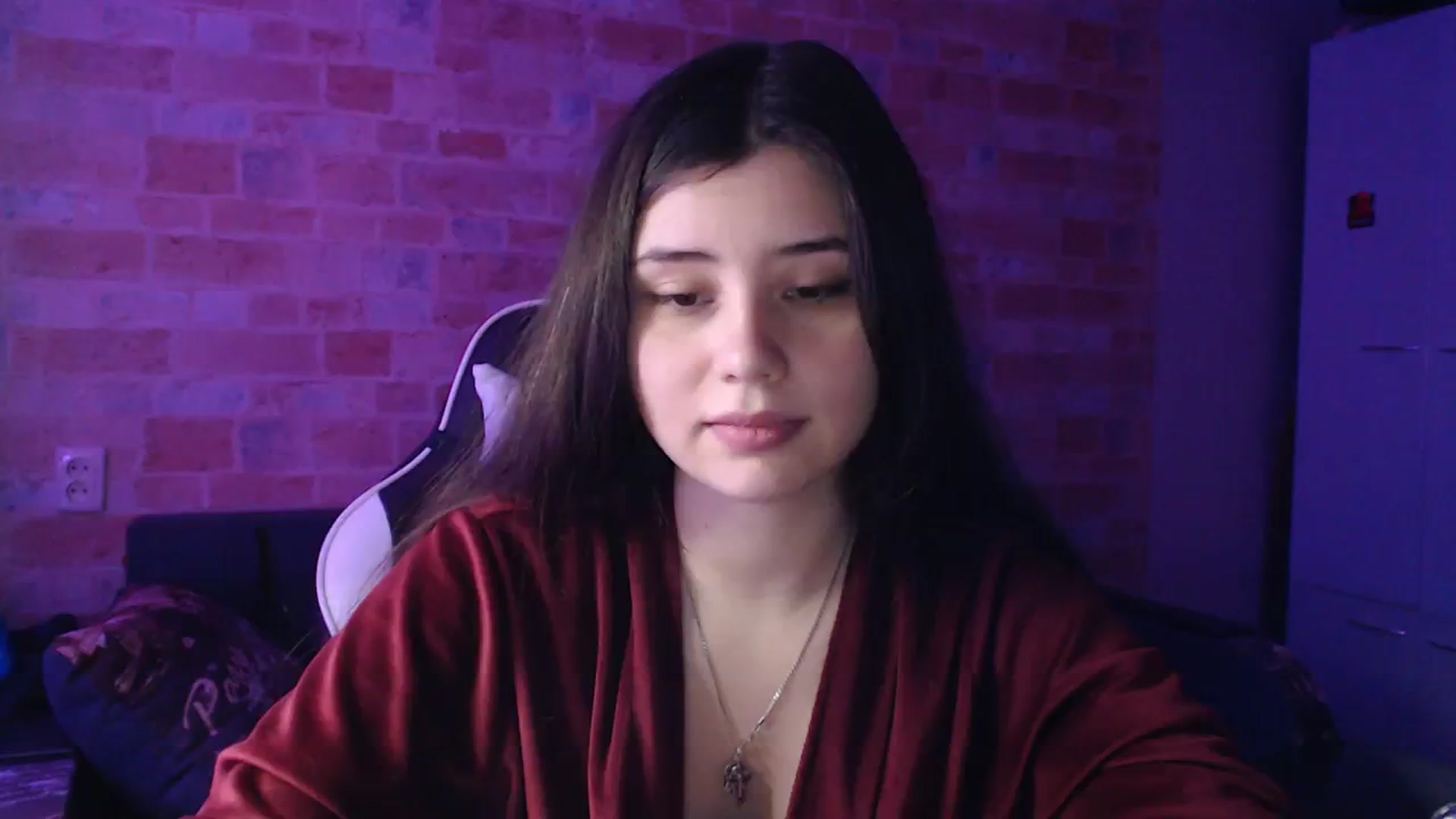 Gallery image thumbnail from Moon_light23's myfreecams stream on, 12/03/2023, 19:51 image 5 of 20