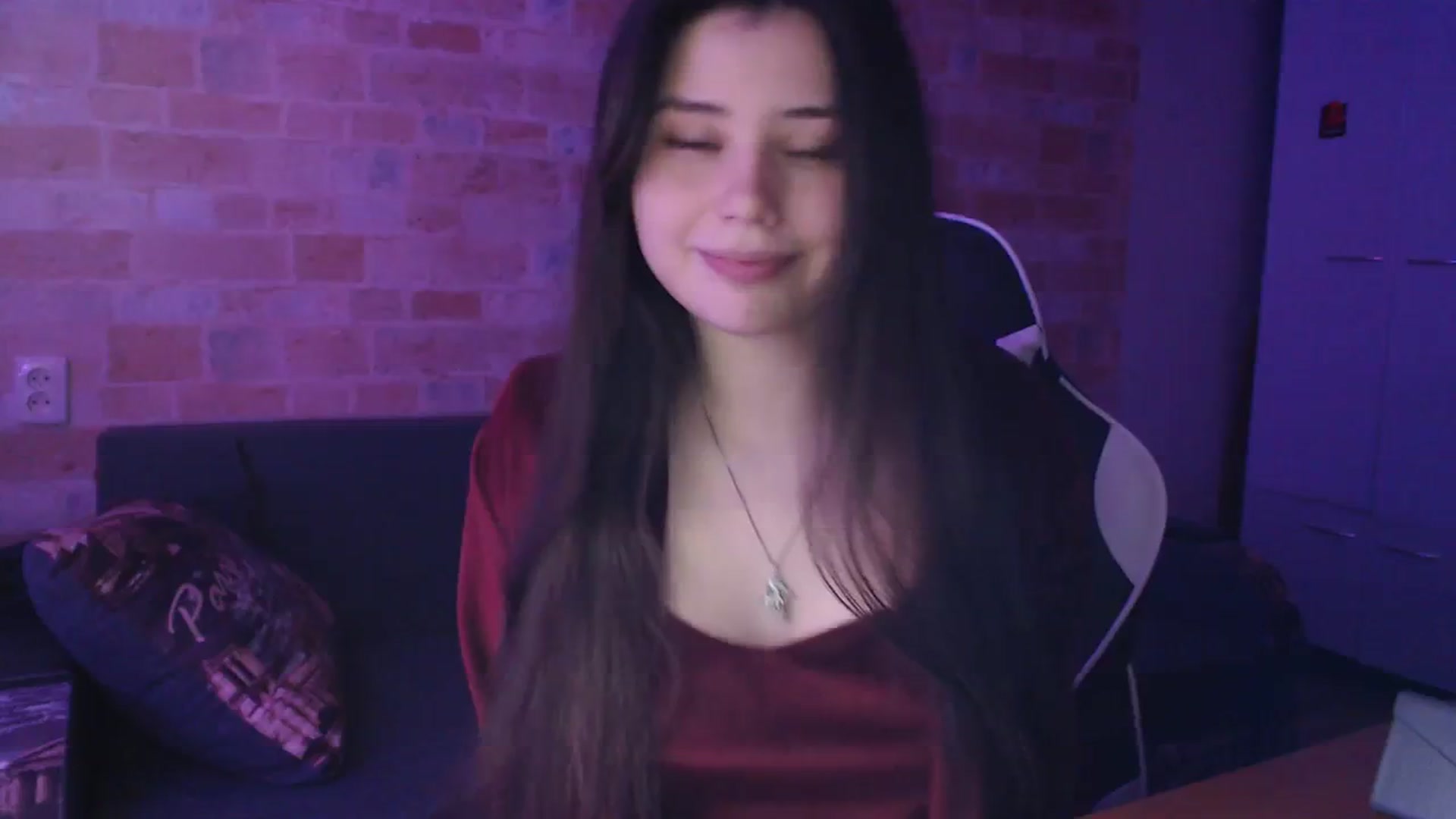 Gallery image thumbnail from Moon_light23's myfreecams stream on, 12/10/2023, 19:49 image 19 of 20