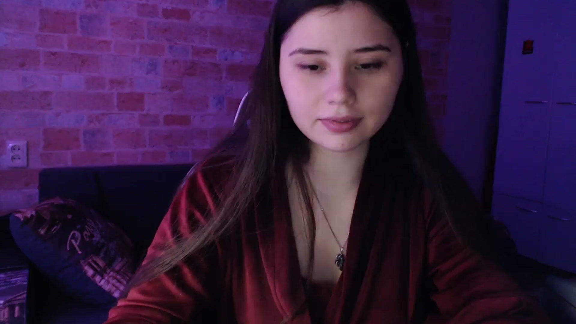 Gallery image thumbnail from Moon_light23's myfreecams stream on, 12/10/2023, 19:49 image 2 of 20