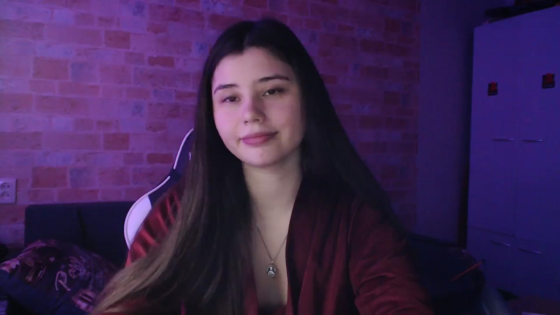 Gallery image thumbnail from Moon_light23's myfreecams stream on, 12/17/2023, 20:12 image 9 of 20
