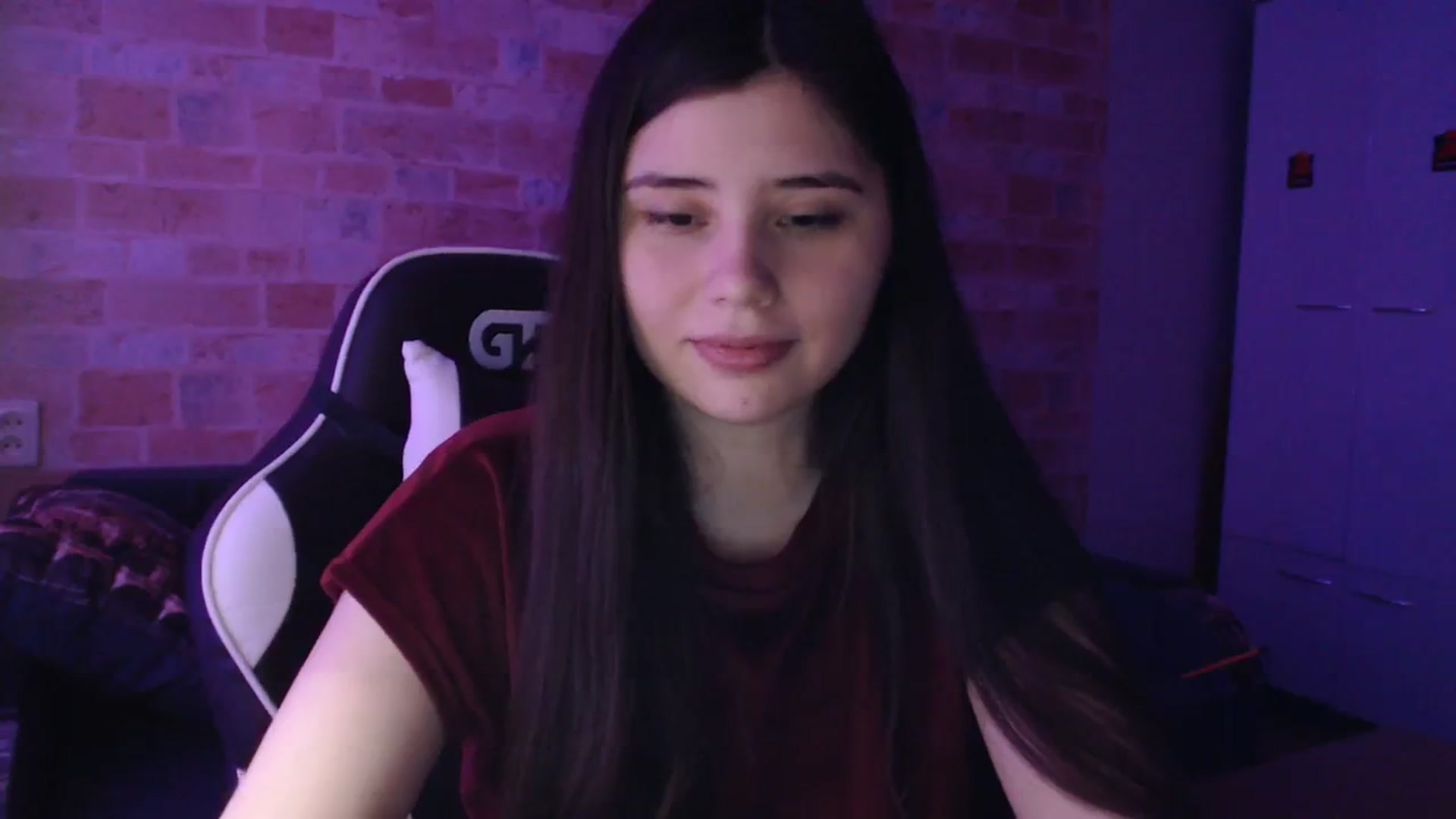 Gallery image thumbnail from Moon_light23's myfreecams stream on, 12/20/2023, 20:15 image 12 of 20