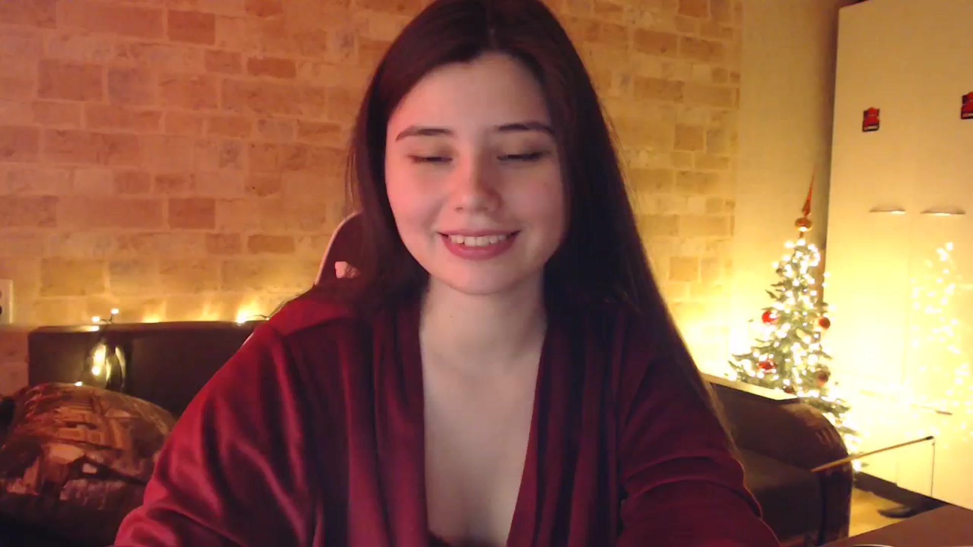 Gallery image thumbnail from Moon_light23's myfreecams stream on, 12/30/2023, 20:38 image 12 of 20