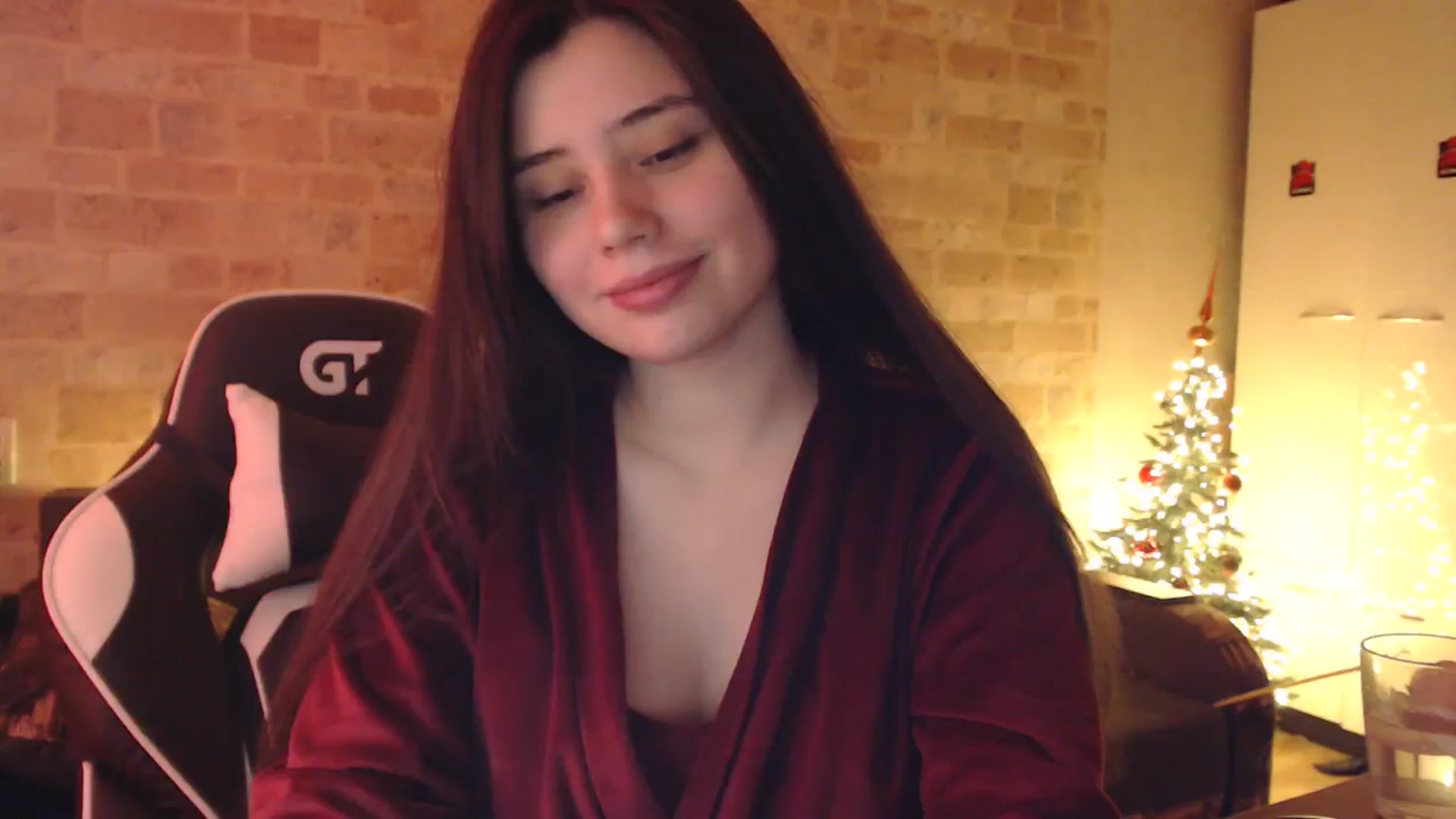 Gallery image thumbnail from Moon_light23's myfreecams stream on, 12/30/2023, 20:38 image 13 of 20