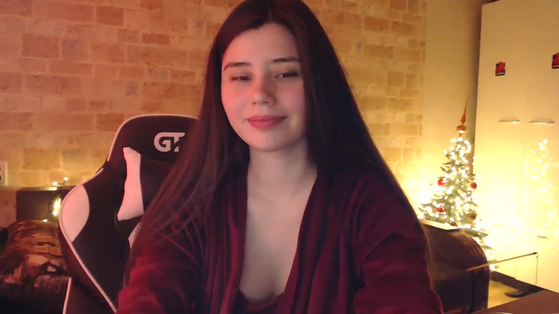 Gallery image thumbnail from Moon_light23's myfreecams stream on, 12/30/2023, 20:38 image 15 of 20