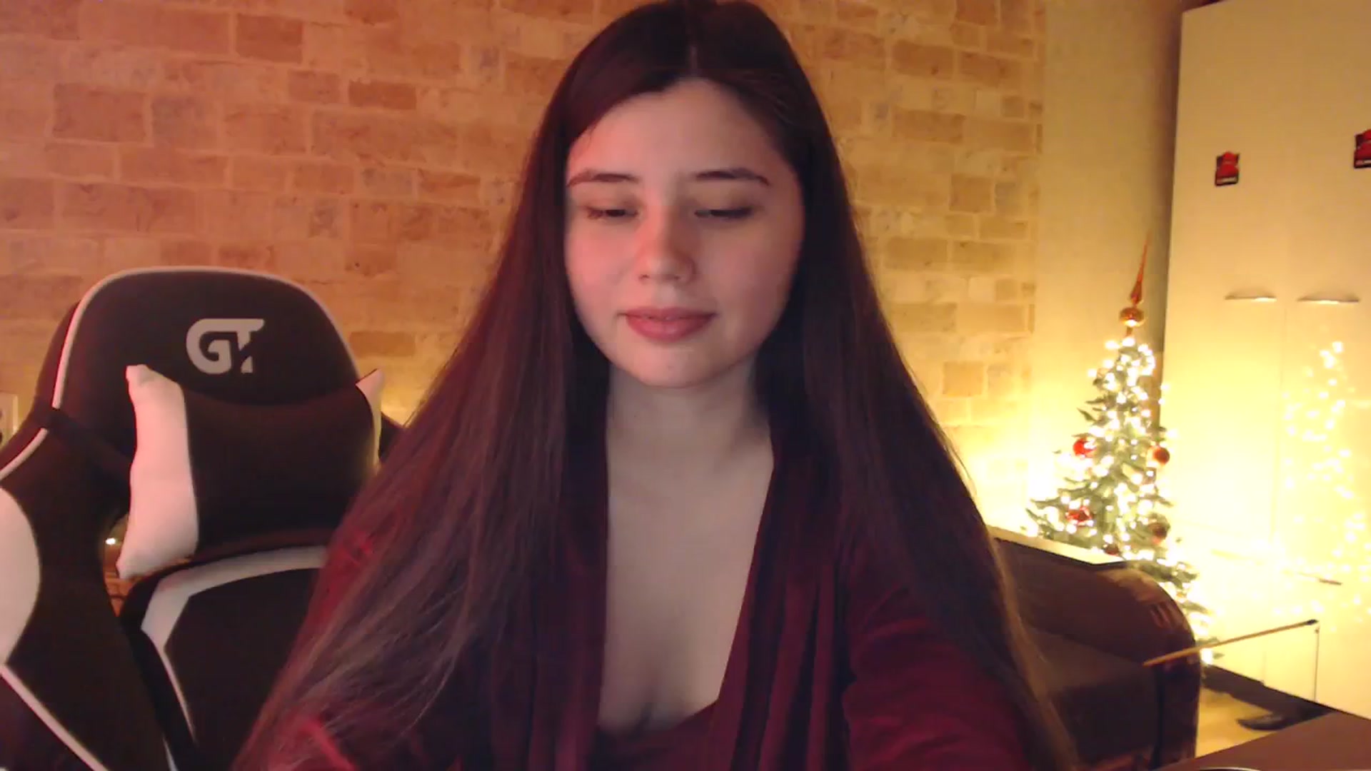 Gallery image thumbnail from Moon_light23's myfreecams stream on, 12/30/2023, 20:38 image 18 of 20