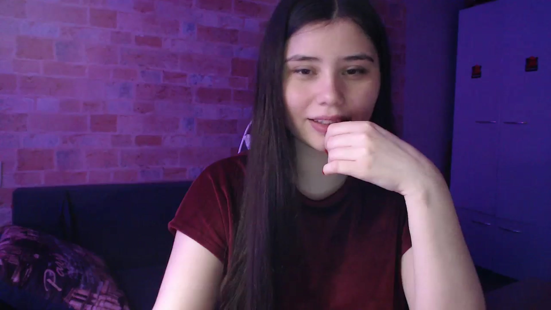 Gallery image thumbnail from Moon_light23's myfreecams stream on, 02/01/2024, 21:12 image 4 of 20