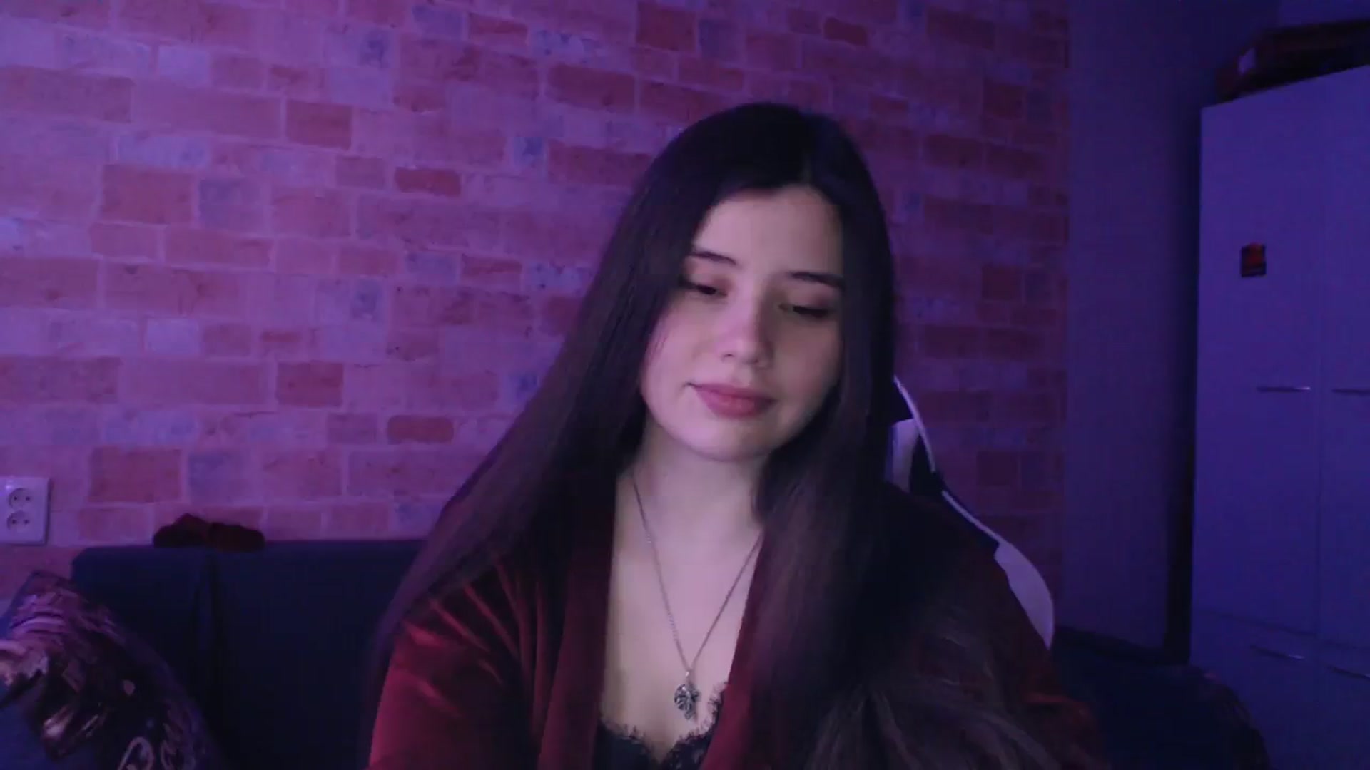 Gallery image thumbnail from Moon_light23's myfreecams stream on, 02/06/2024, 20:22 image 13 of 20