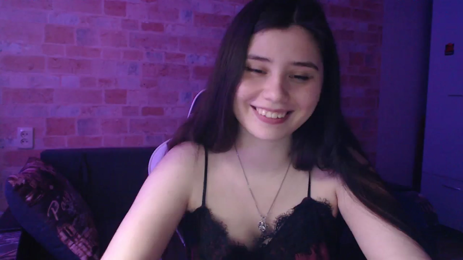 Gallery image thumbnail from Moon_light23's myfreecams stream on, 02/11/2024, 20:48 image 12 of 20